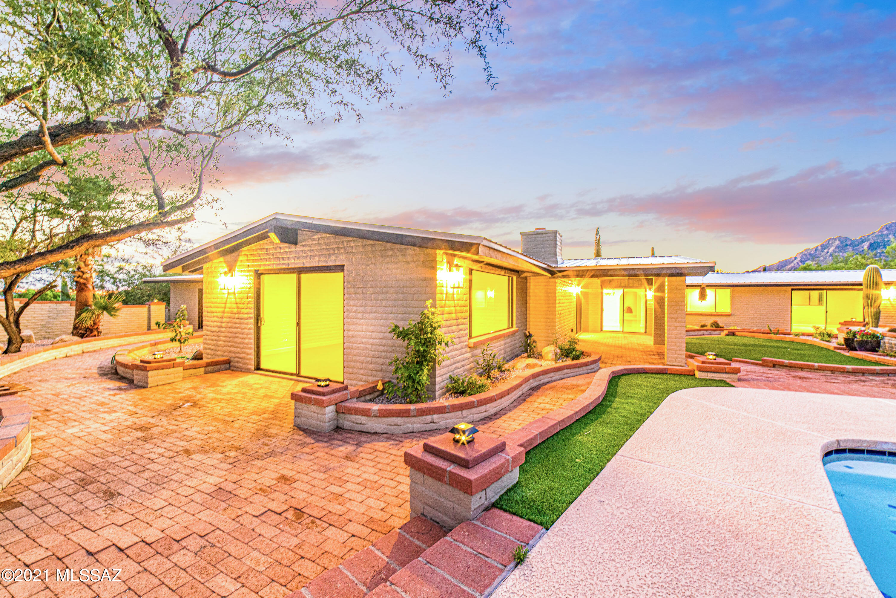 Santa Catalina Estates NO. 4 (1-180) - Residential