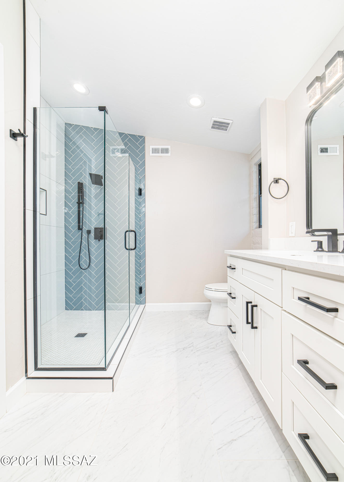 Santa Catalina Estates NO. 4 (1-180) - Residential