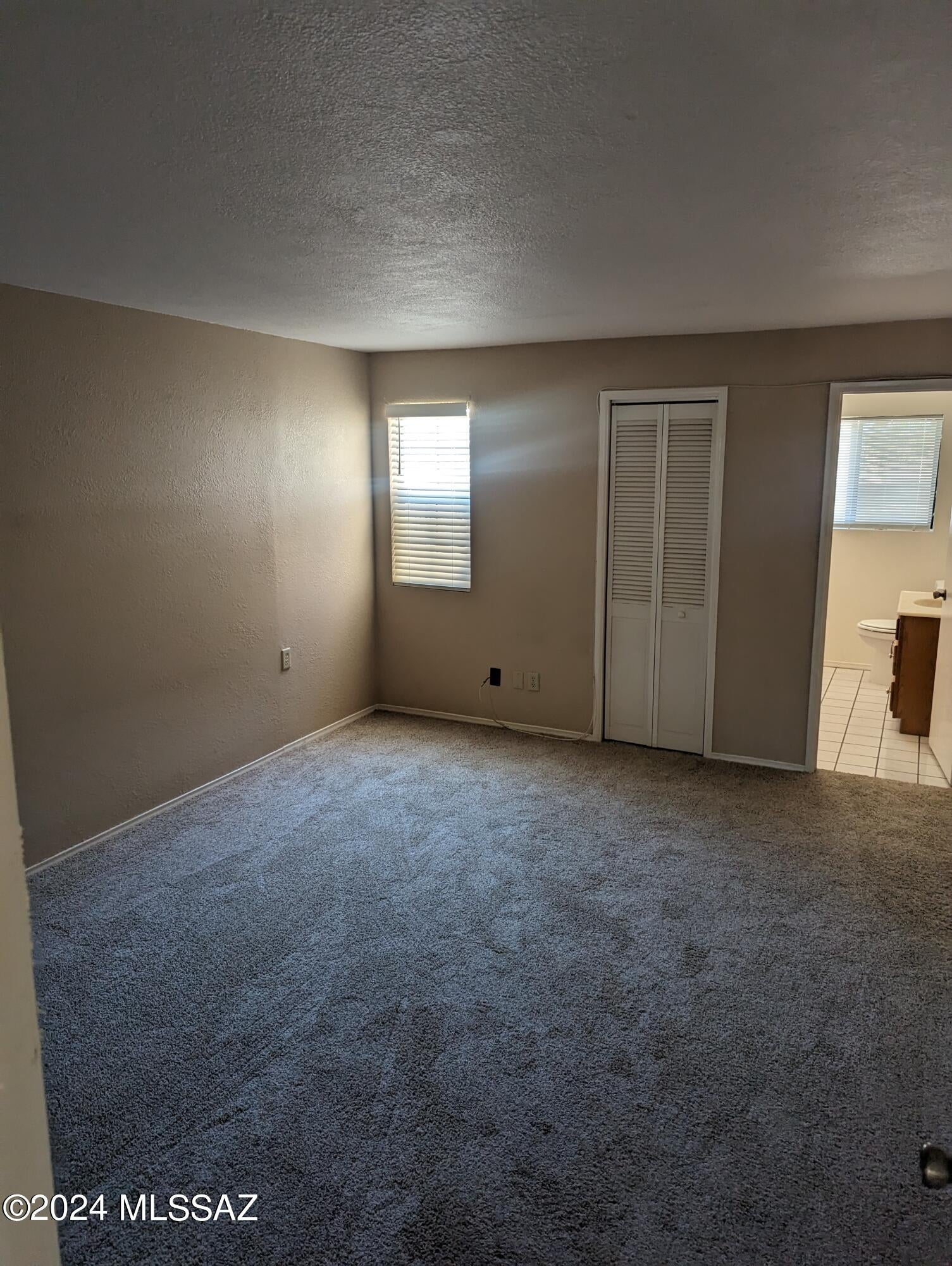 Valley View East NO. 7 (1-44) - Residential Lease