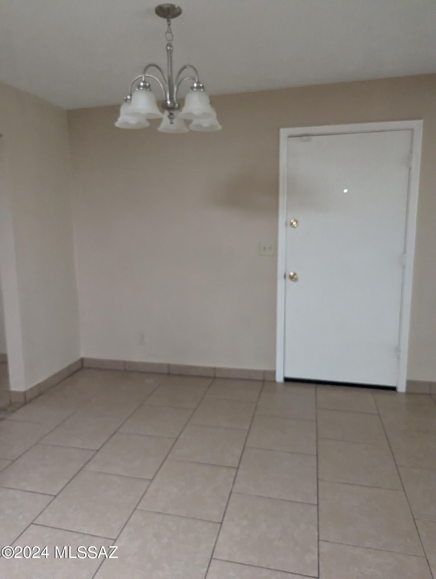 Valley View East NO. 7 (1-44) - Residential Lease