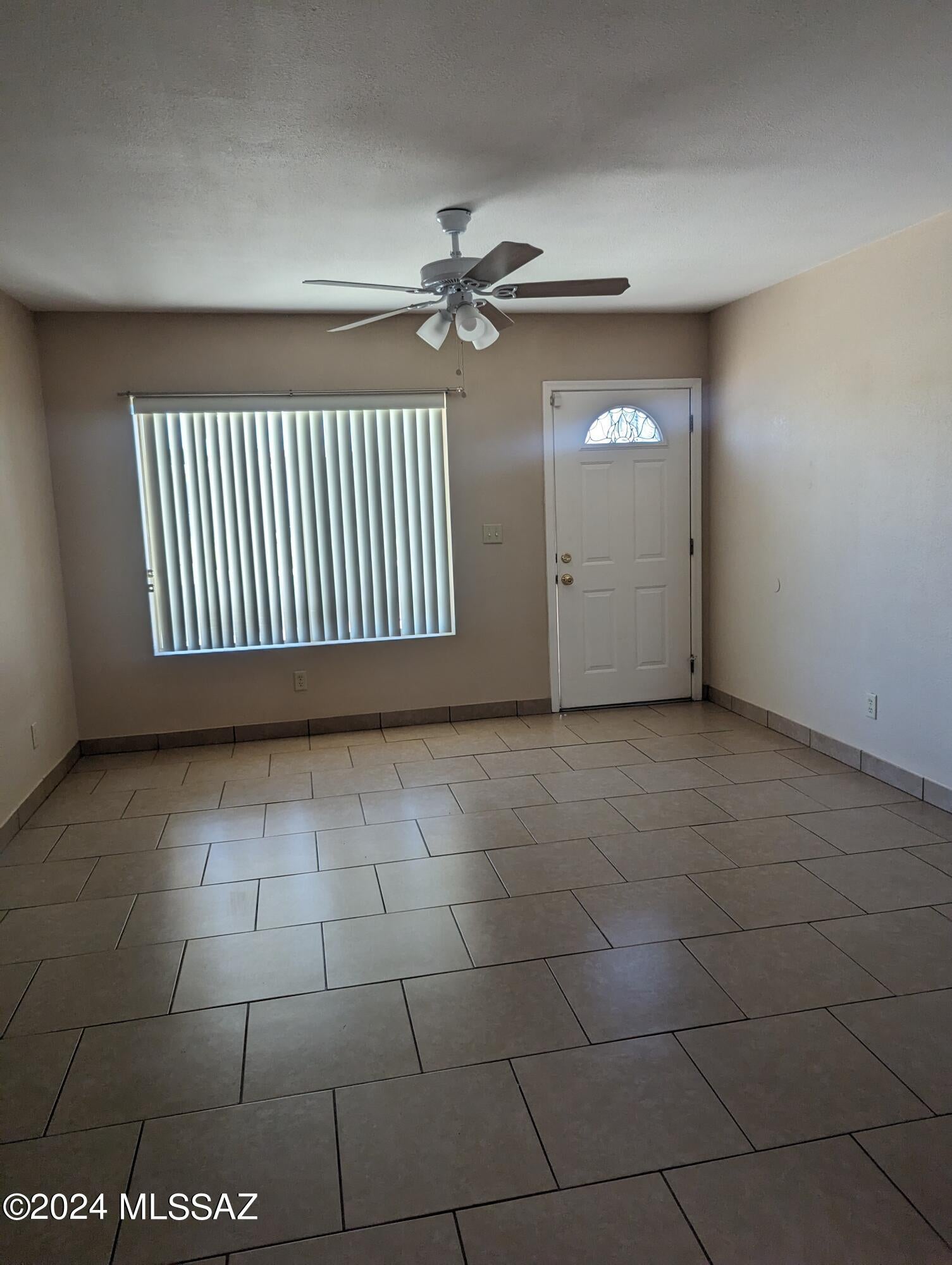 Valley View East NO. 7 (1-44) - Residential Lease