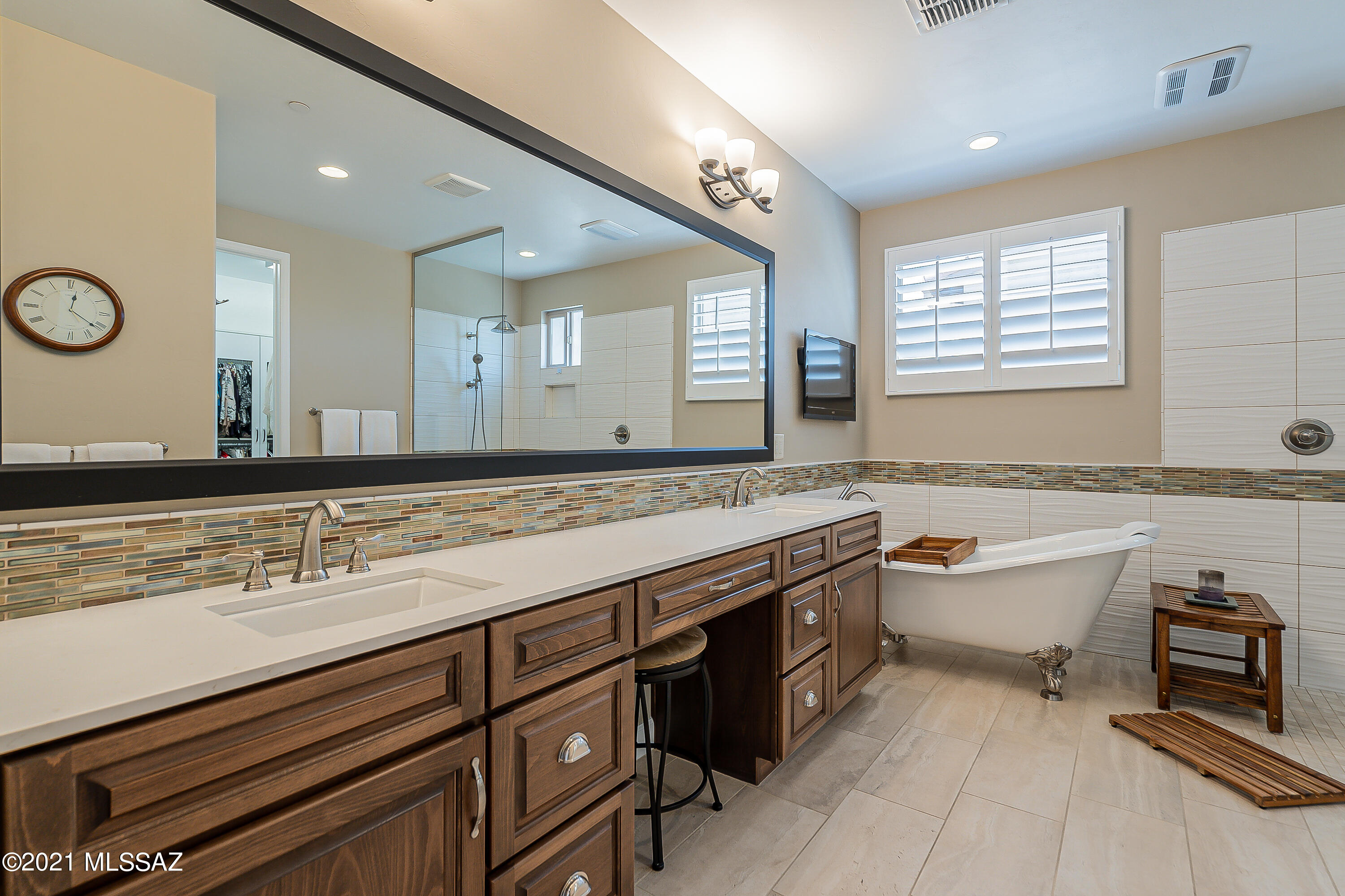 Saddlebrooke Ranch - Residential