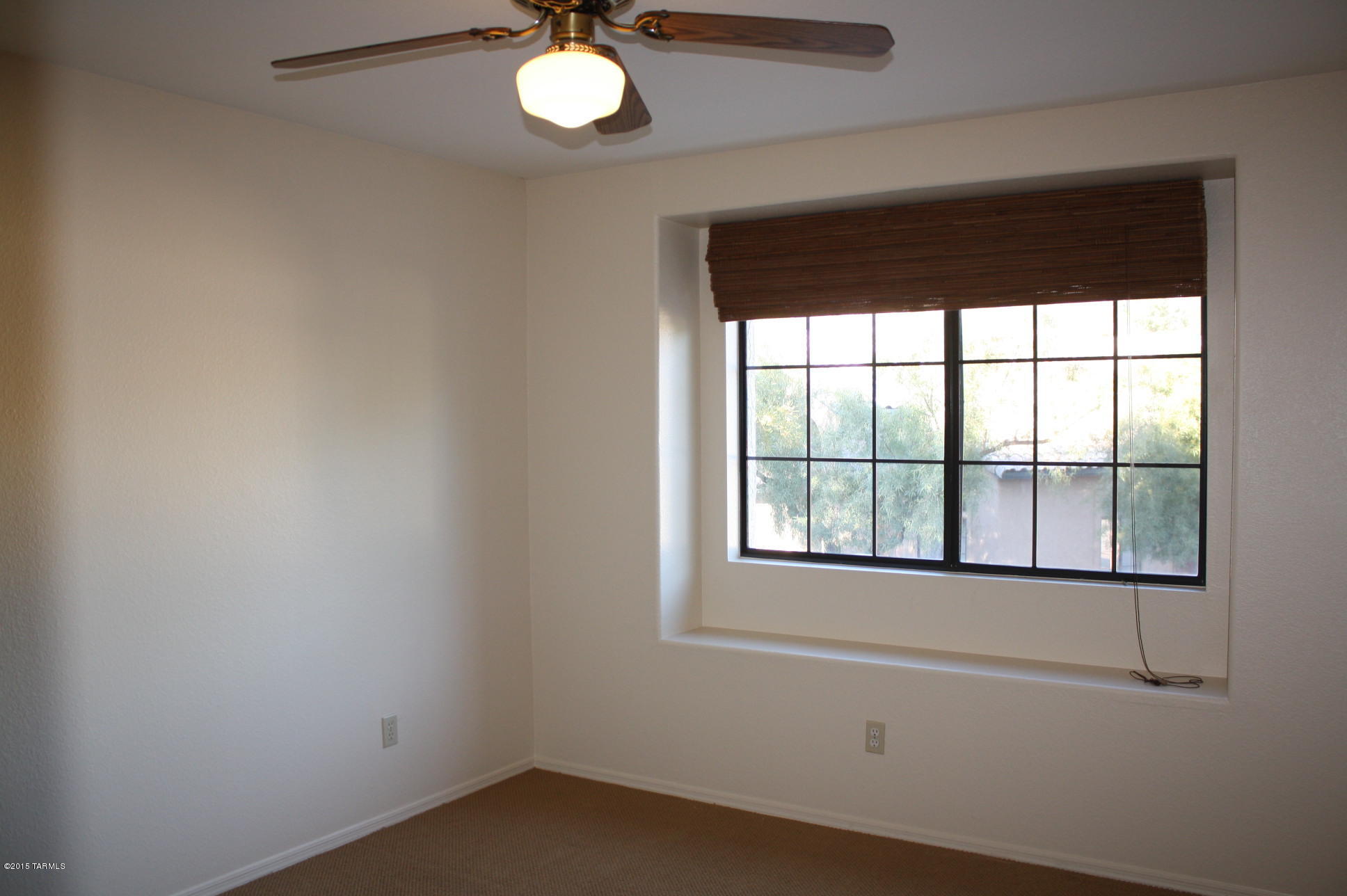 Tierra Santa (1-126) - Residential Lease