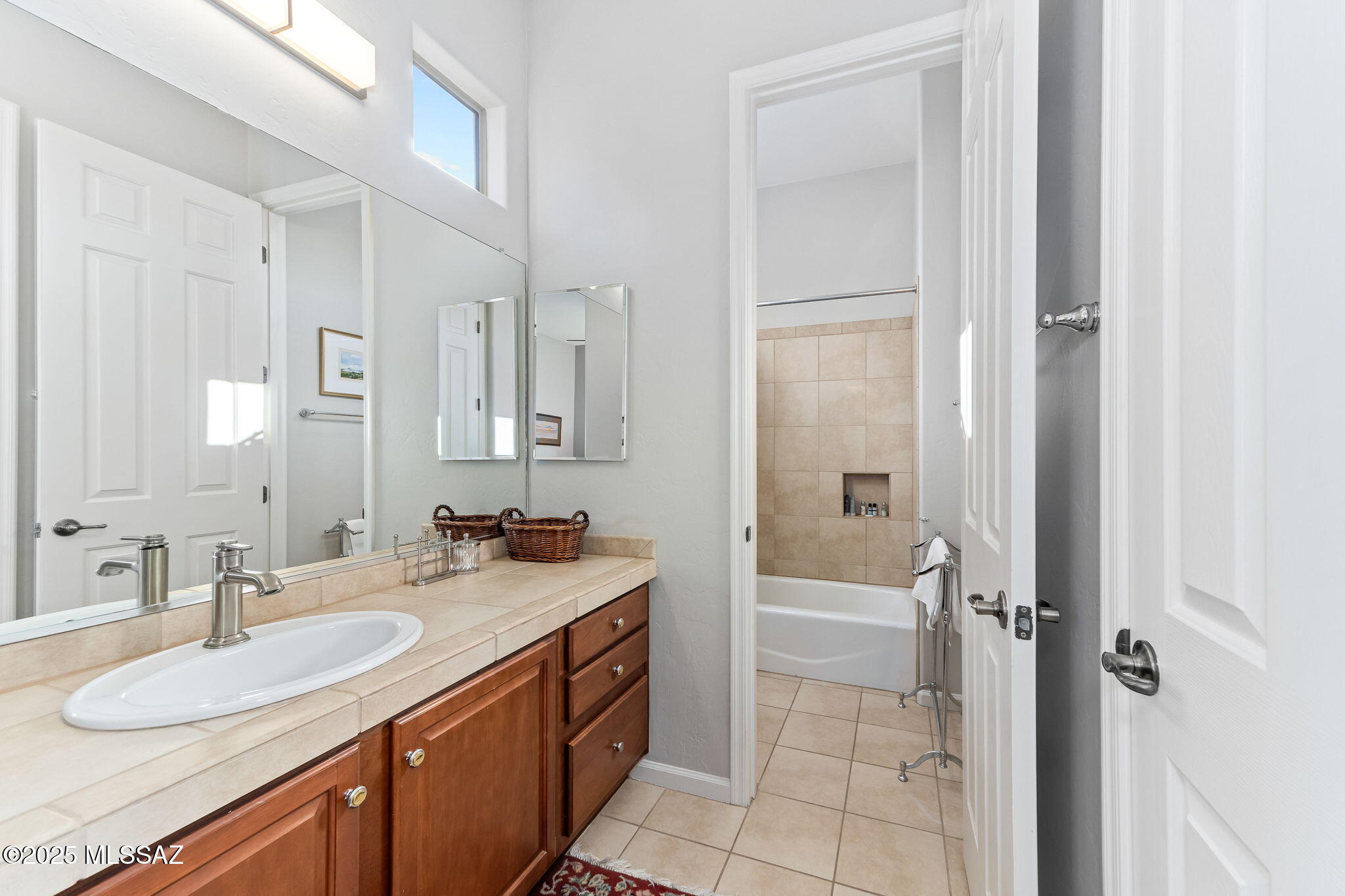 Dos Lagos at Dove Mountain (1-91) - Residential