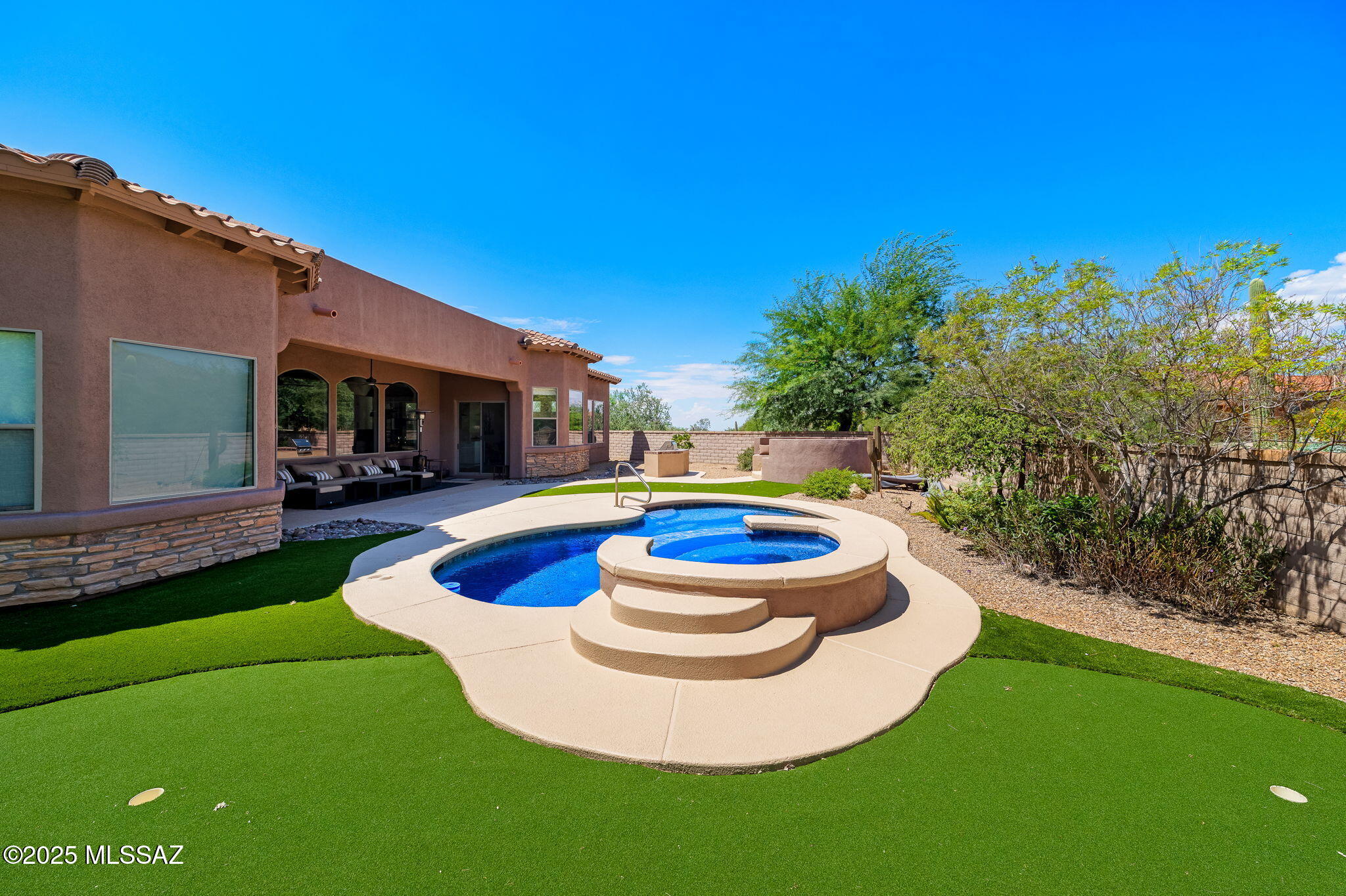 Dos Lagos at Dove Mountain (1-91) - Residential