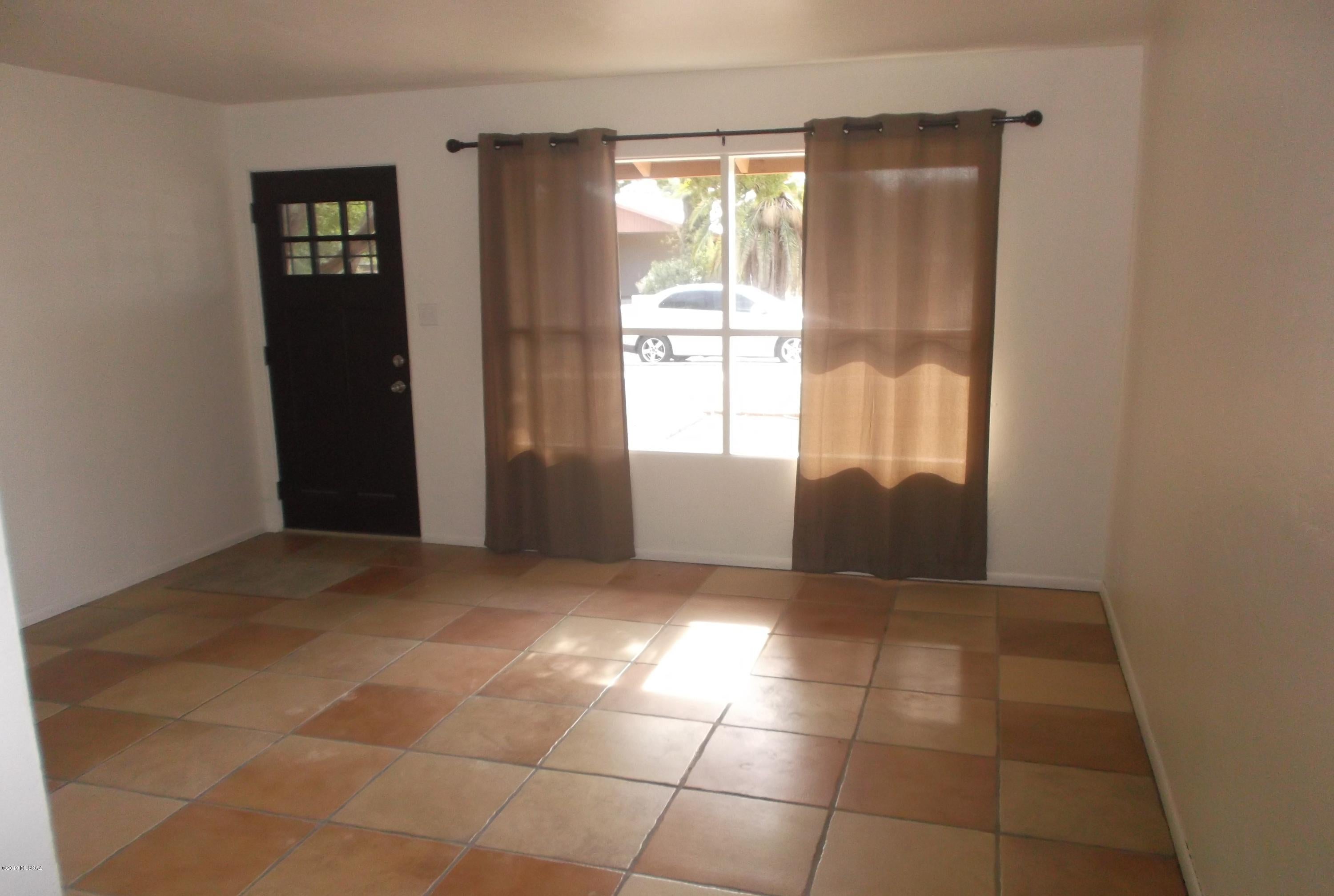 Mesa Village Estates - Residential Lease