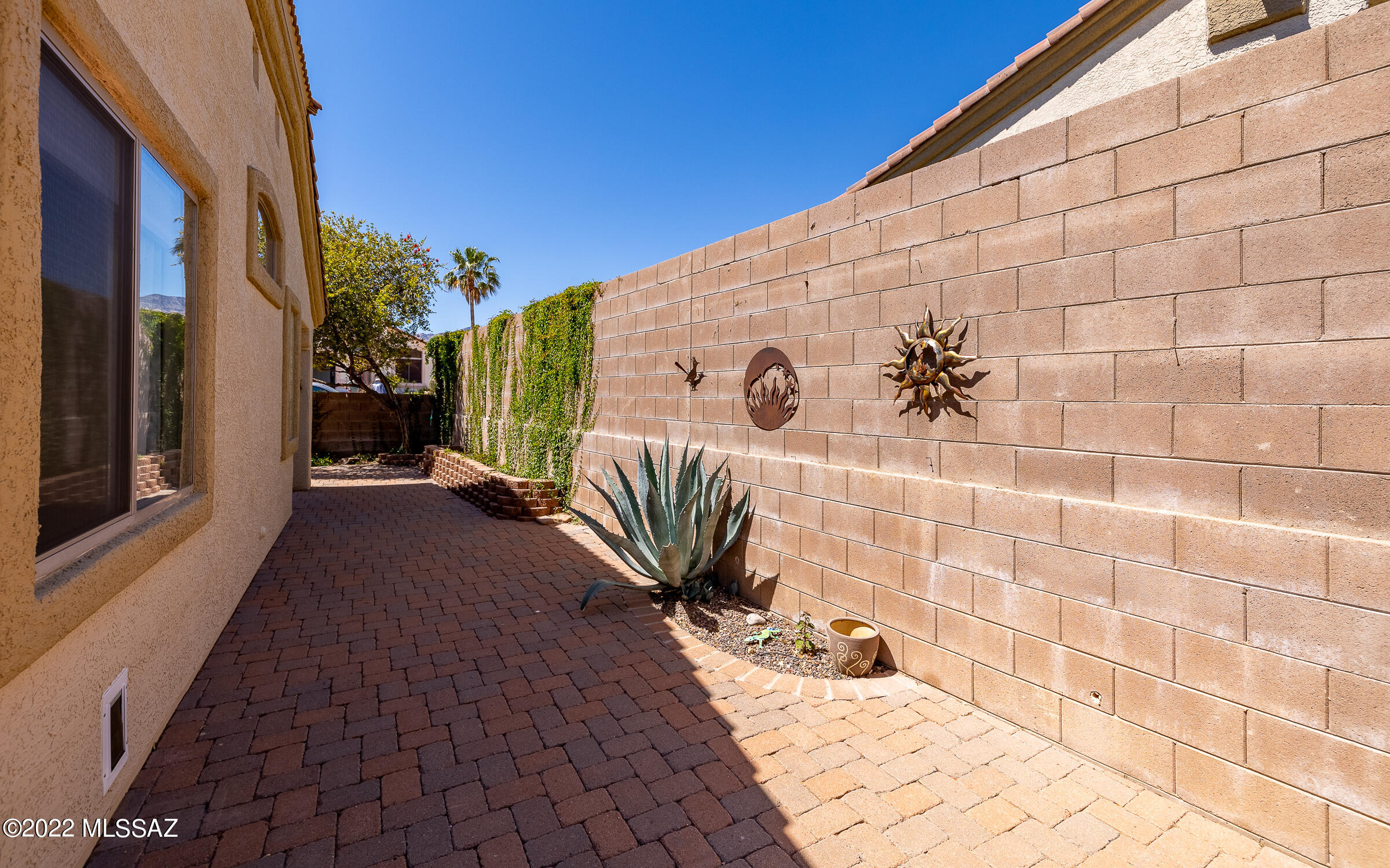 Sabino Point (1-29) - Residential