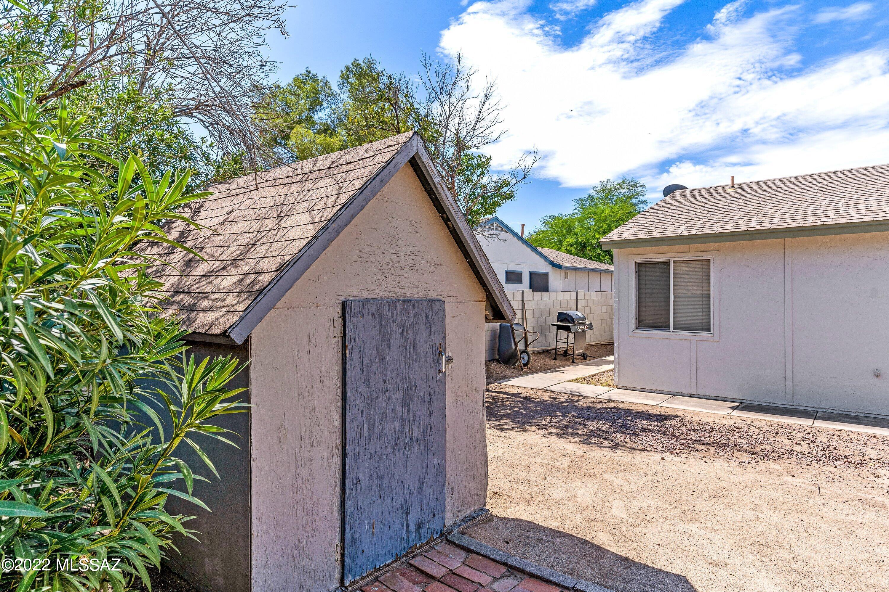 Meadowbrook (57-114) - Residential