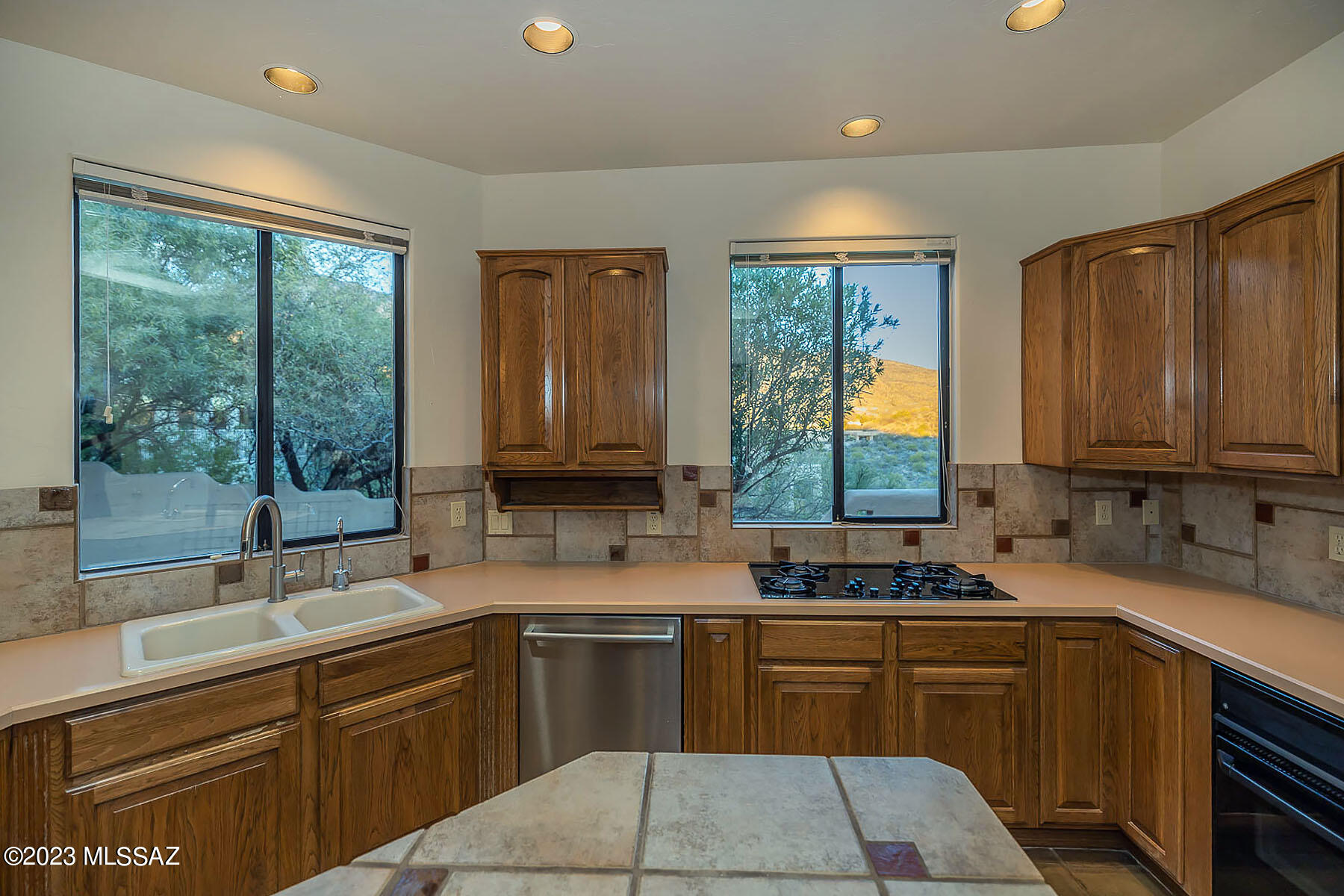 Alta Vista Village I (1-16) - Residential