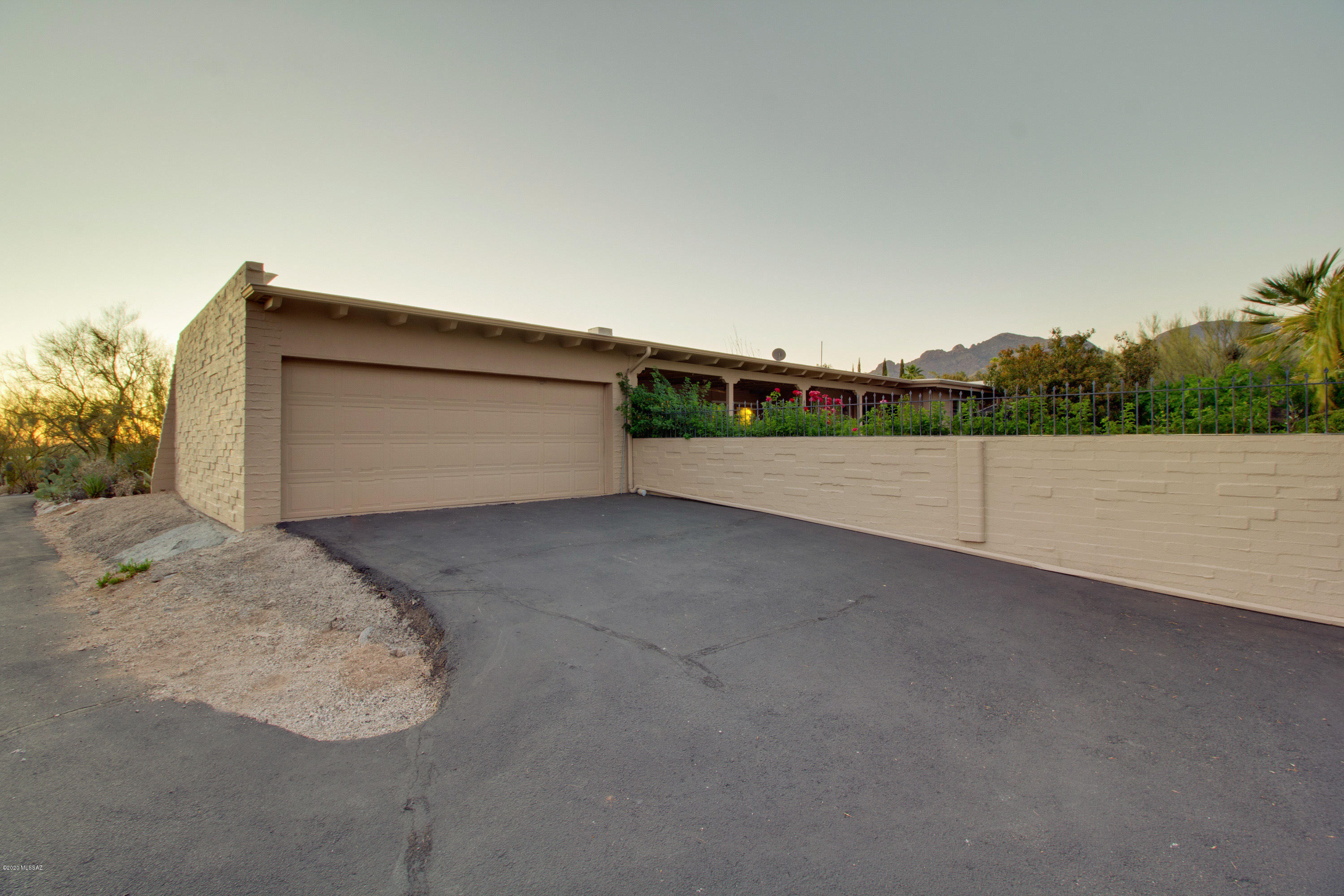 Santa Catalina Estates NO. 4 (1-180) - Residential