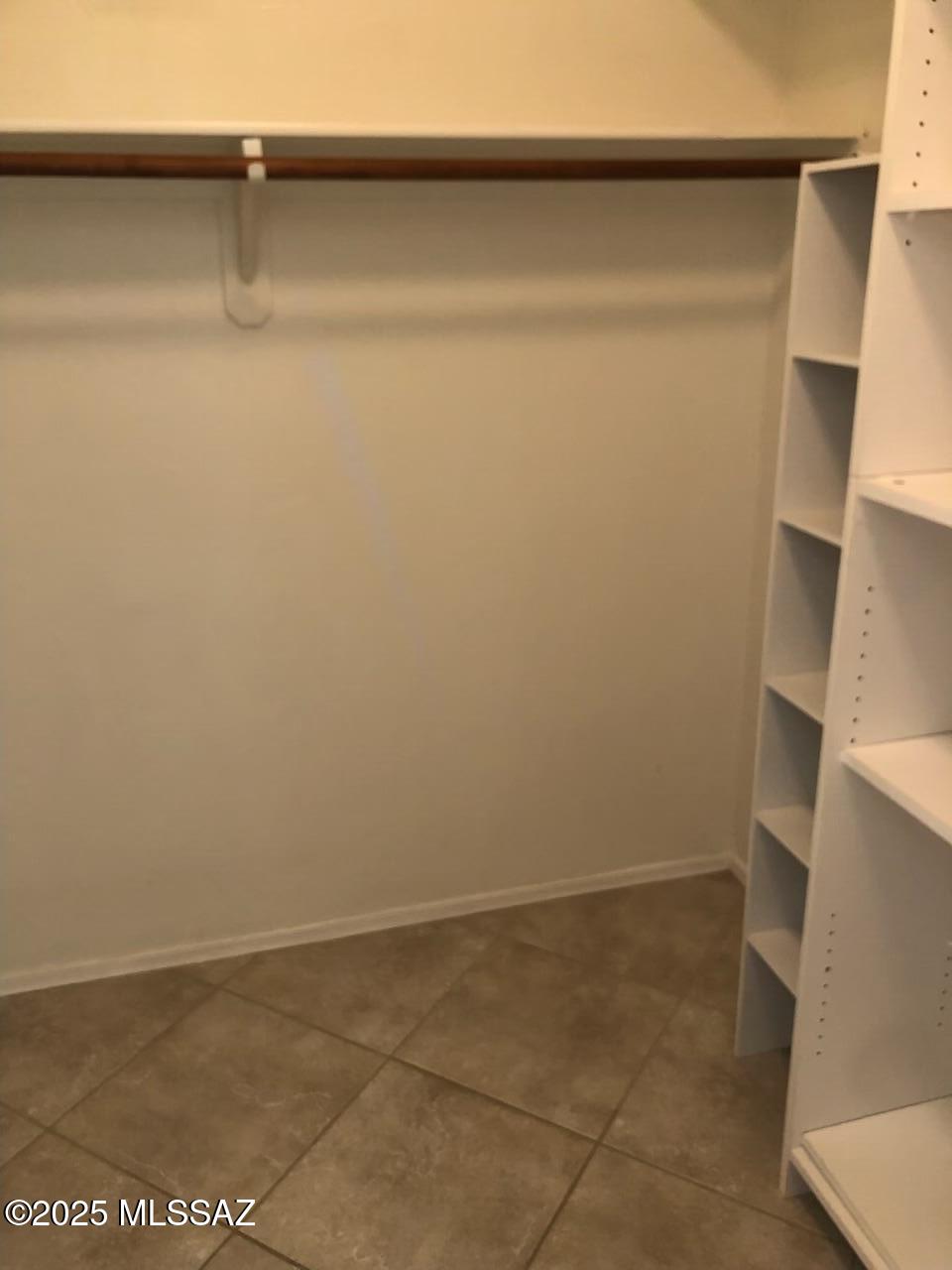Catalina Point (1-32) - Residential Lease