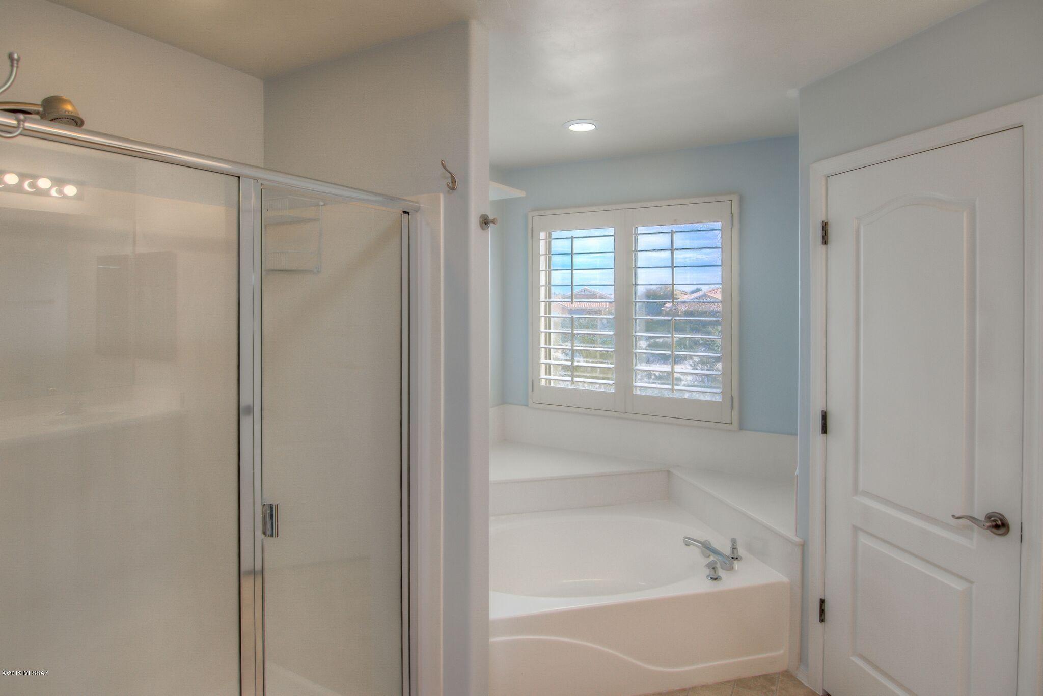 Continental Reserve Blk. 14 (1-82) - Residential