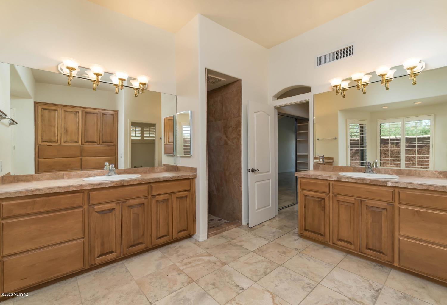 Stone Canyon II - Residential