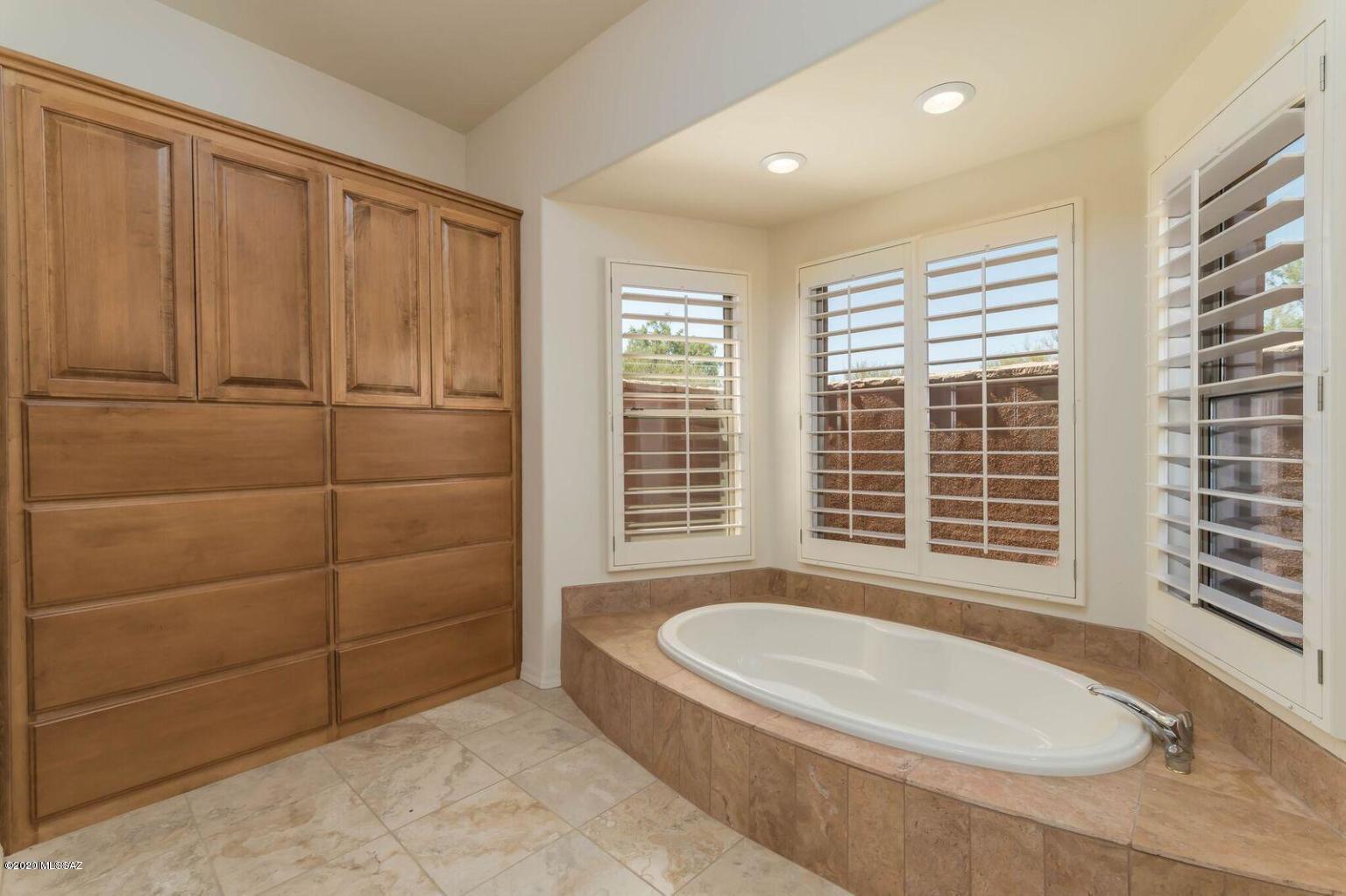 Stone Canyon II - Residential