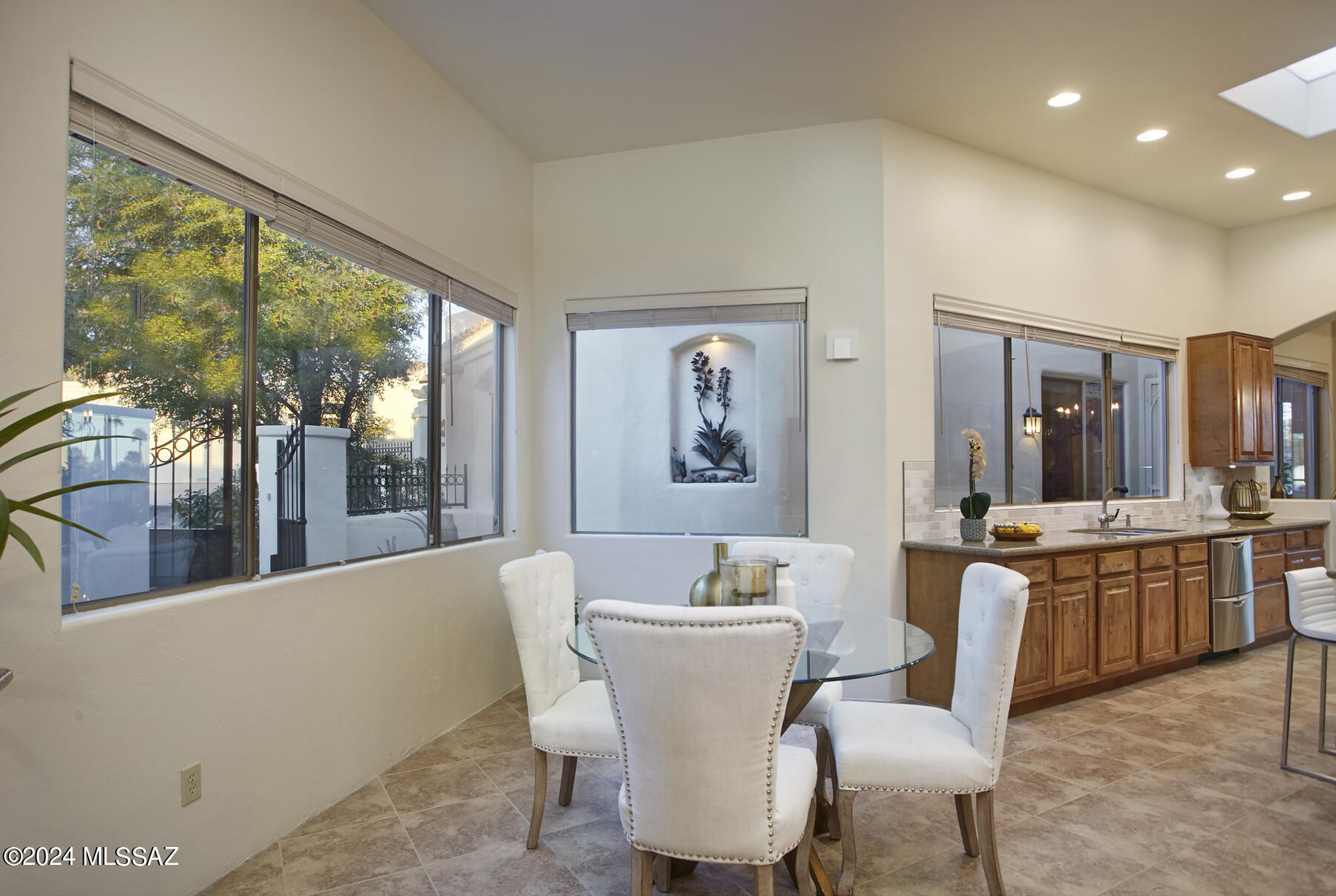El Diamante II (1-40) - Residential