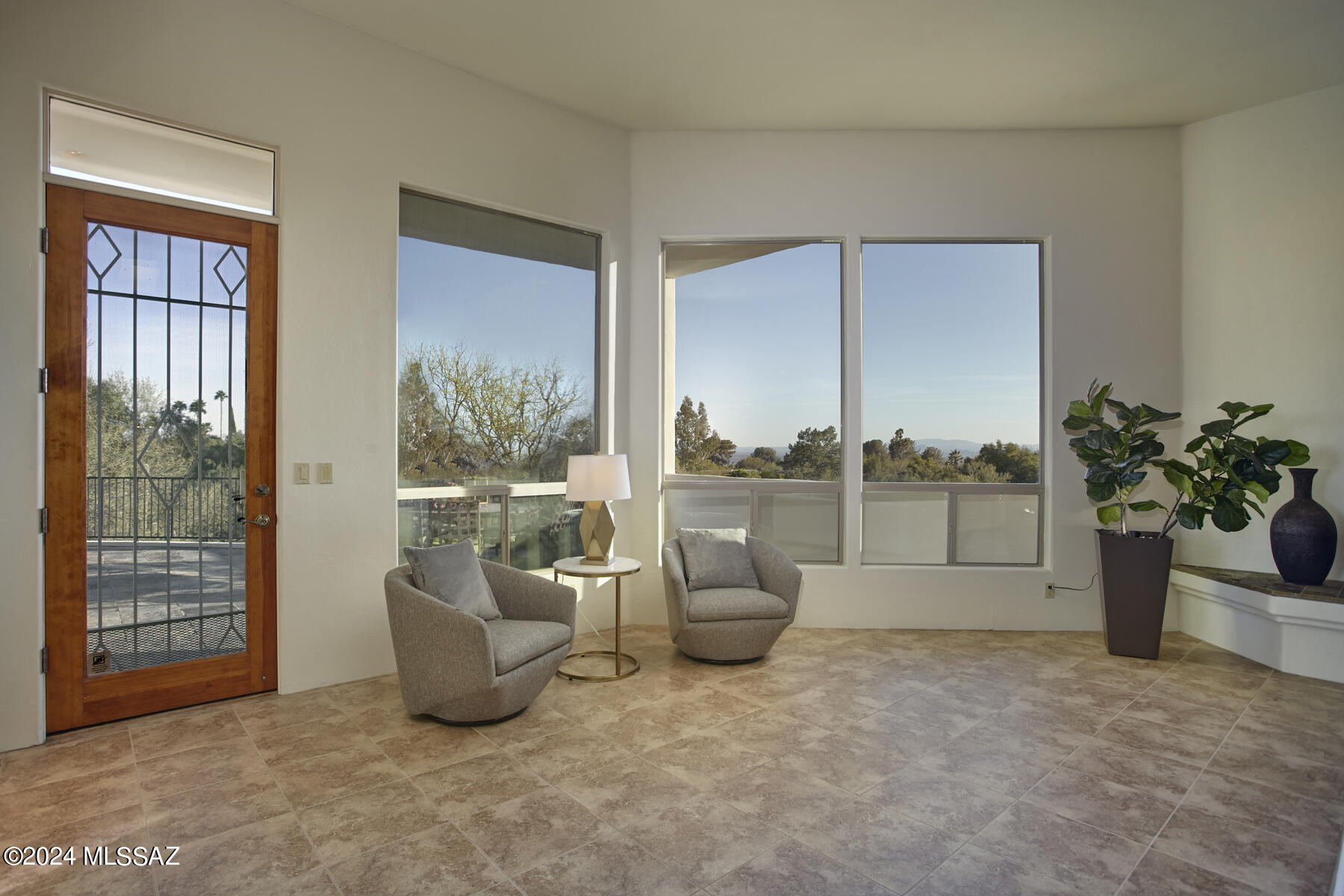 El Diamante II (1-40) - Residential