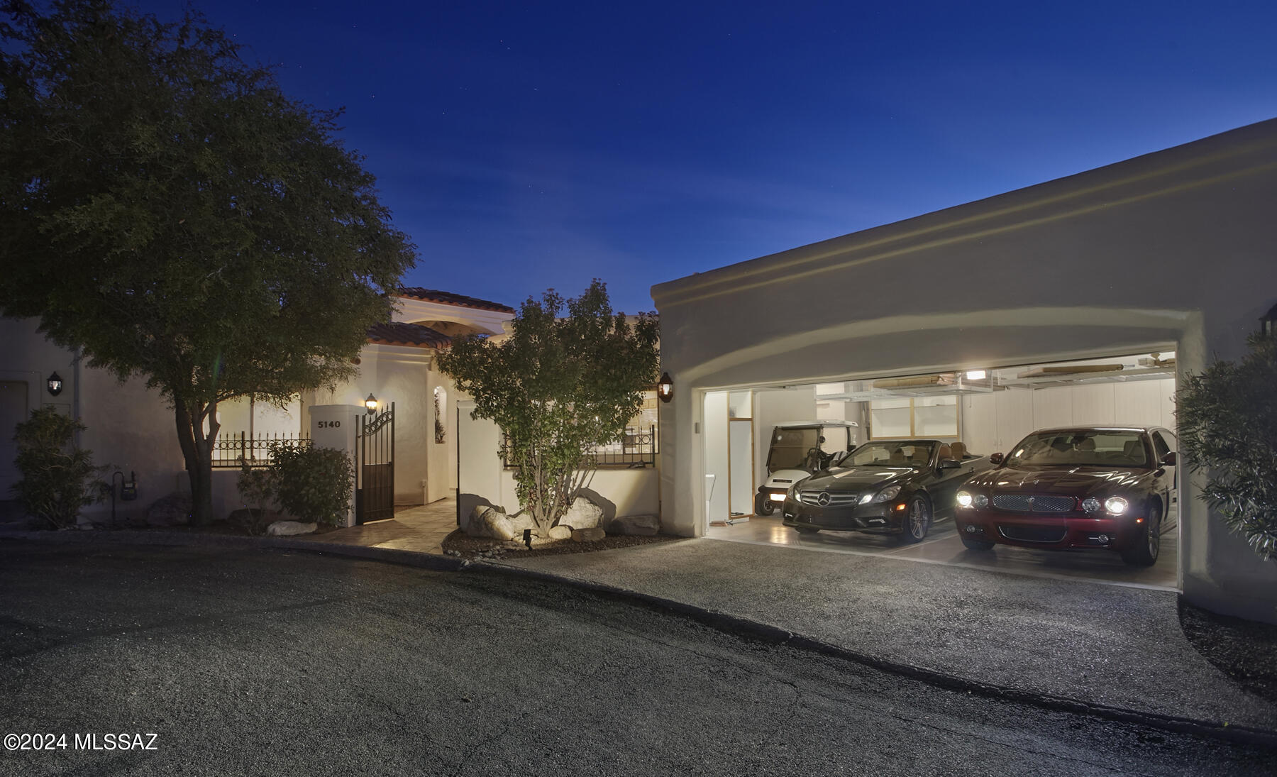 El Diamante II (1-40) - Residential