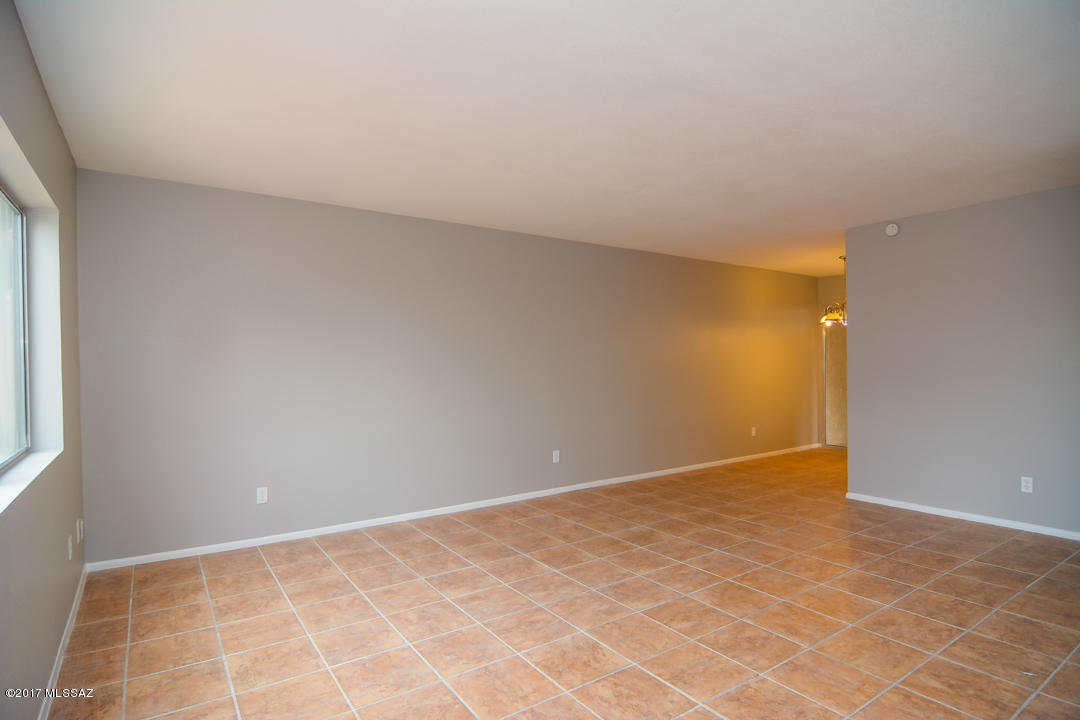 Spanish Meadows Twnhss (1-105) - Residential