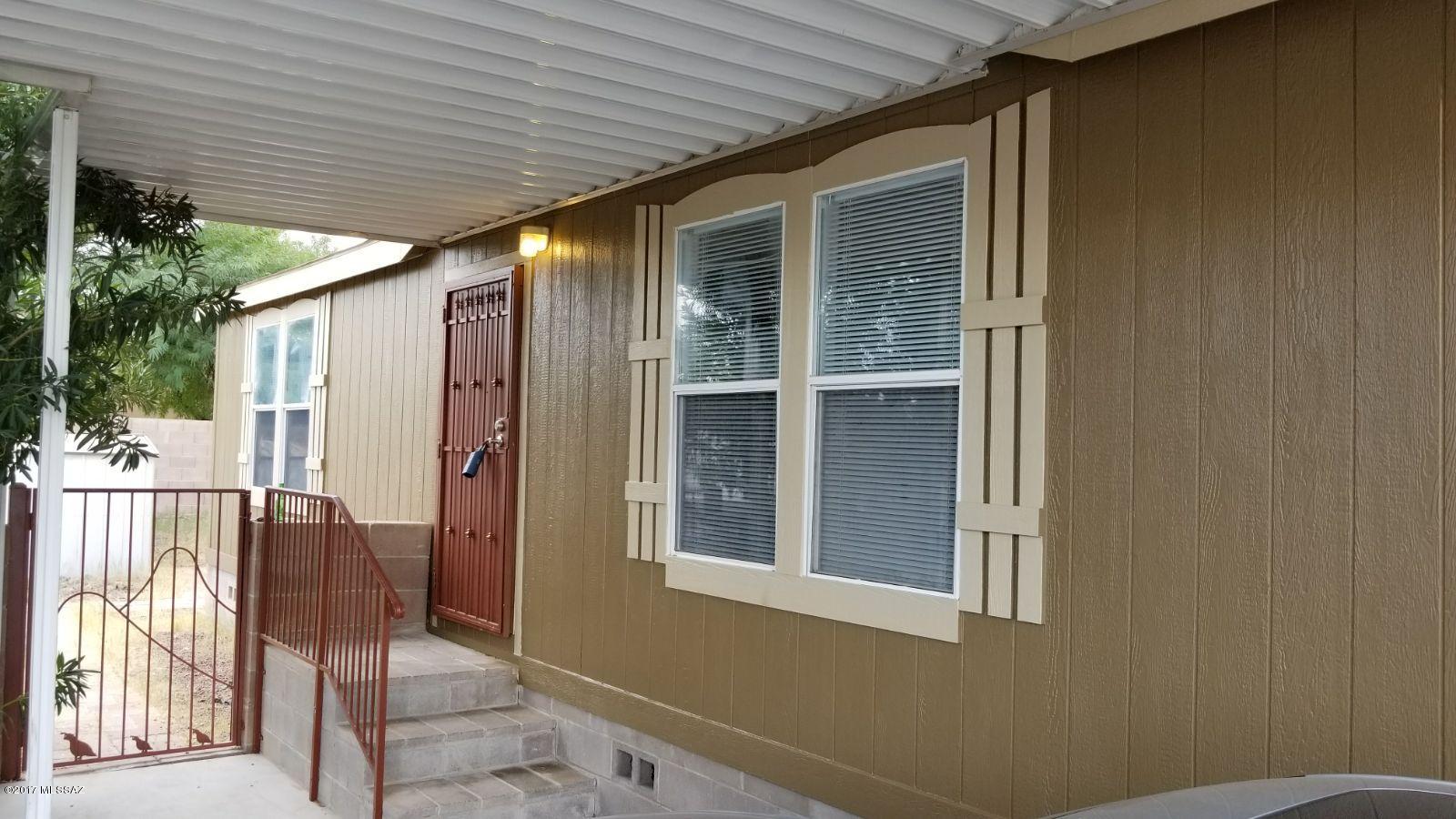 Country Club Terrace (1-108) - Residential