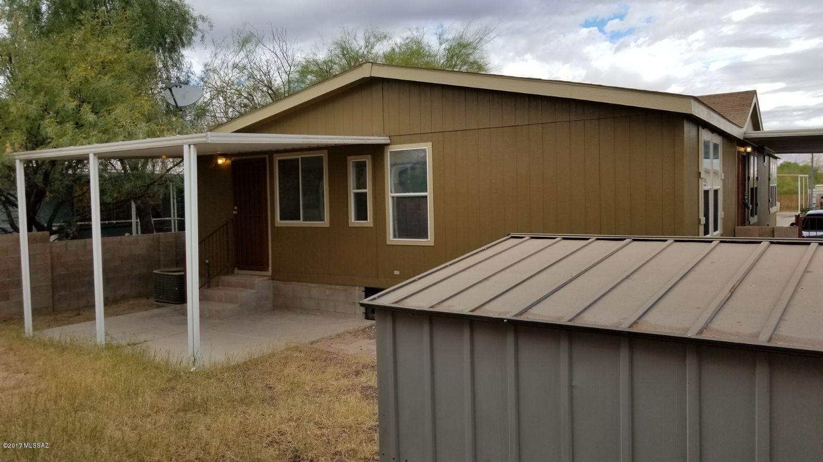 Country Club Terrace (1-108) - Residential