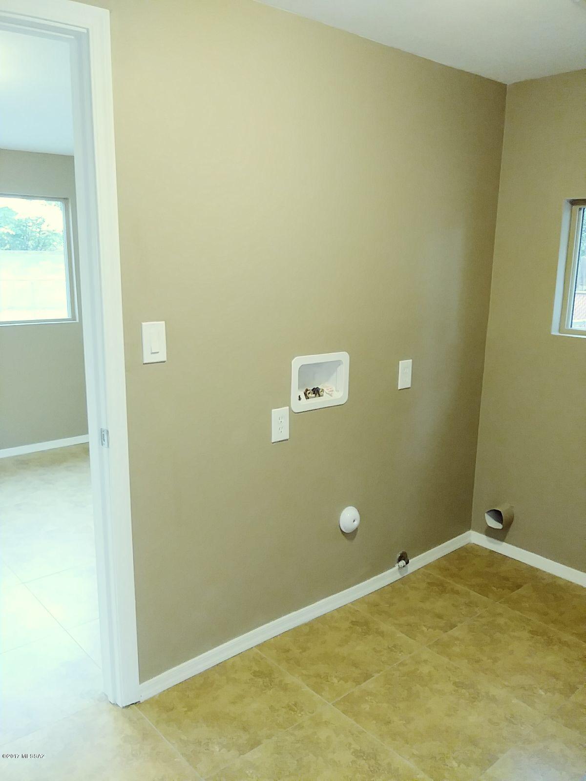 Maryvale Manor - Residential