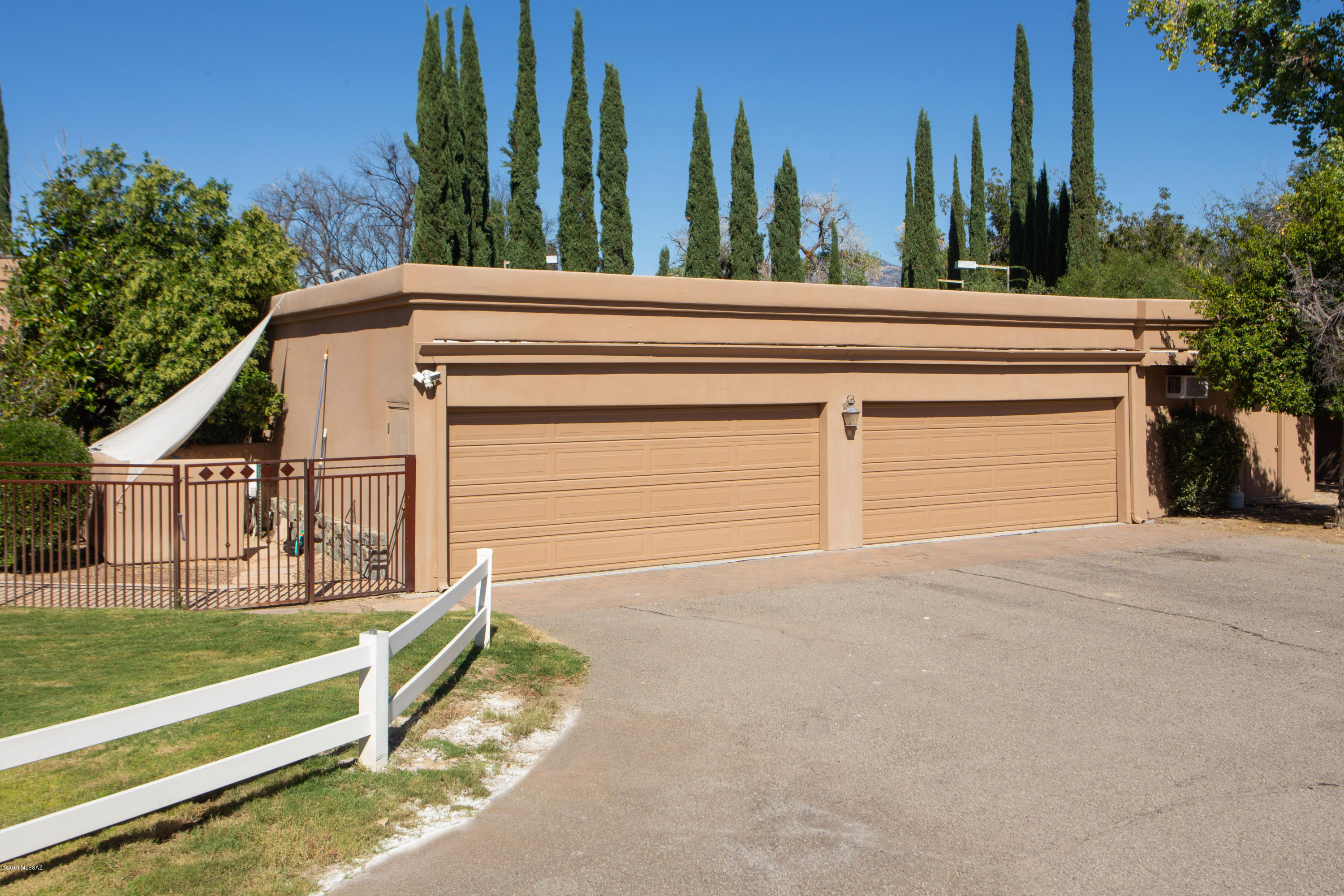Tanque Verde Country Estates - Residential