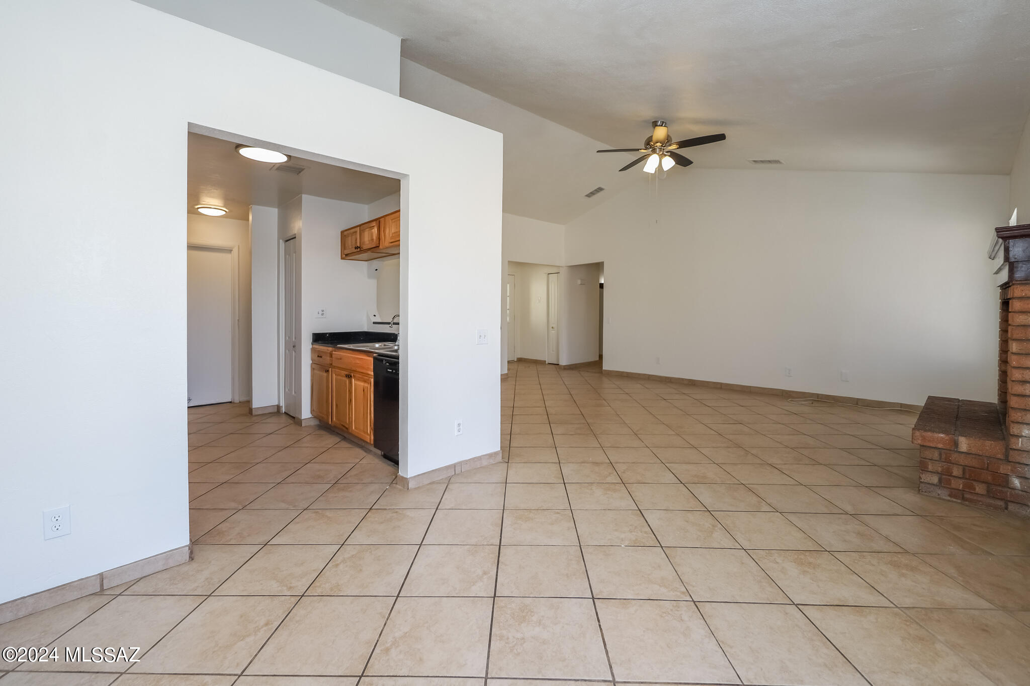Saguaro Canyon (1-100) - Residential Lease