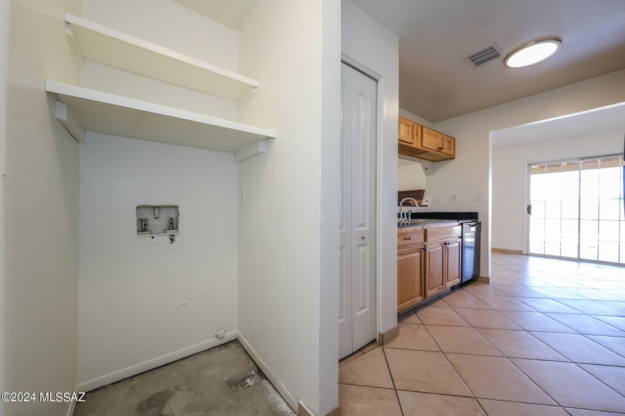 Saguaro Canyon (1-100) - Residential Lease