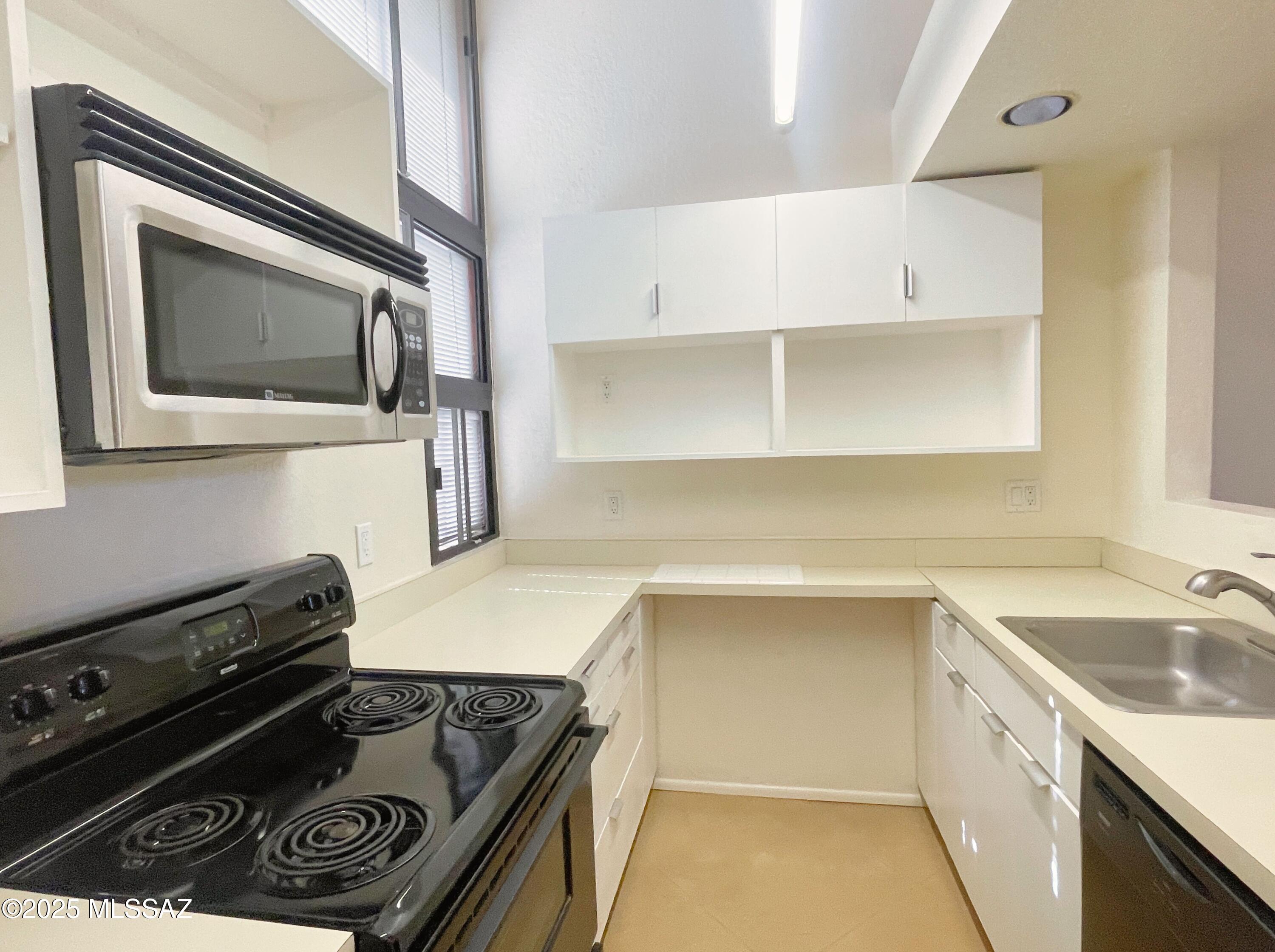 Coronado Place Condominiums - Residential Lease