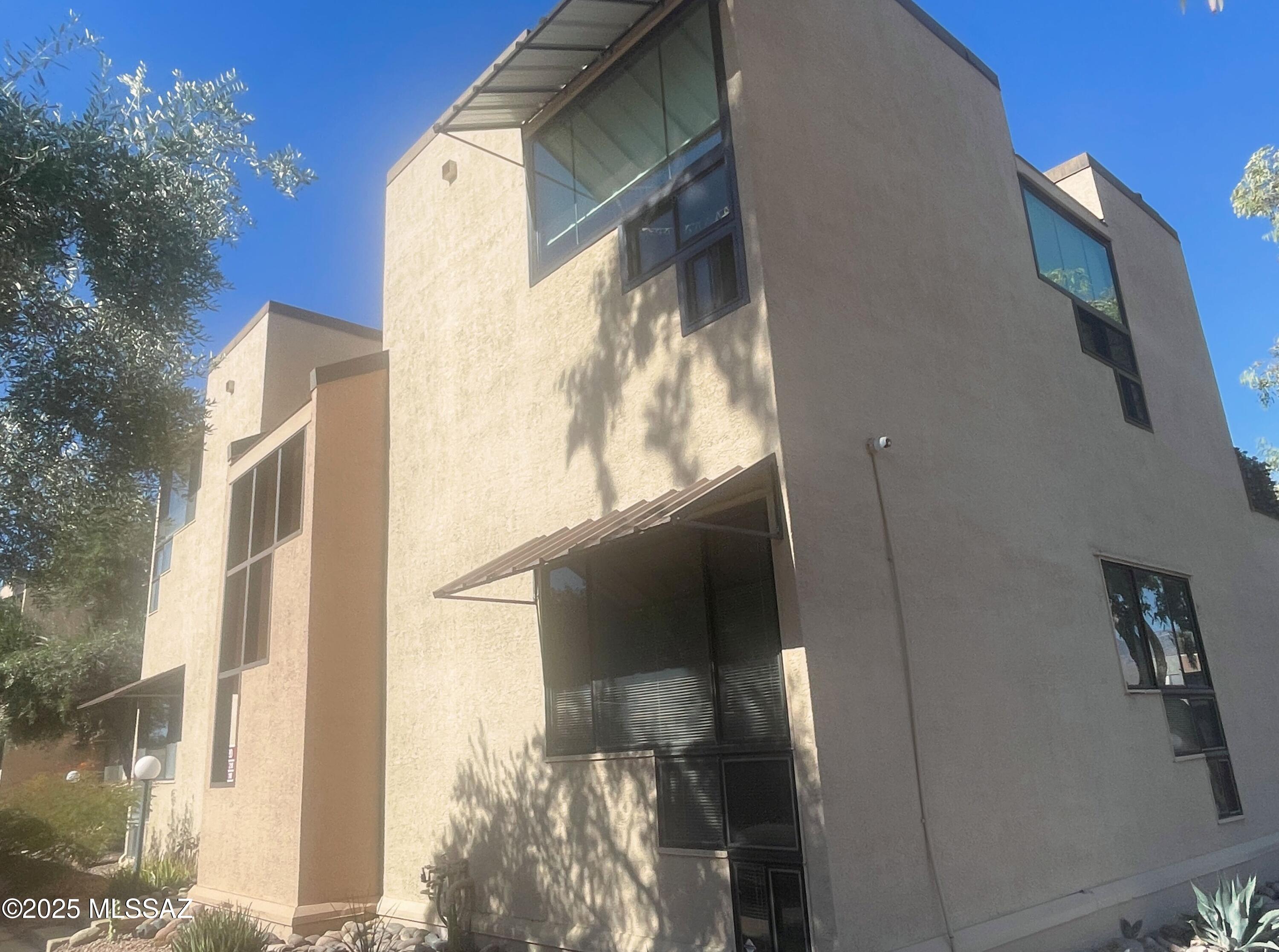 Coronado Place Condominiums - Residential Lease