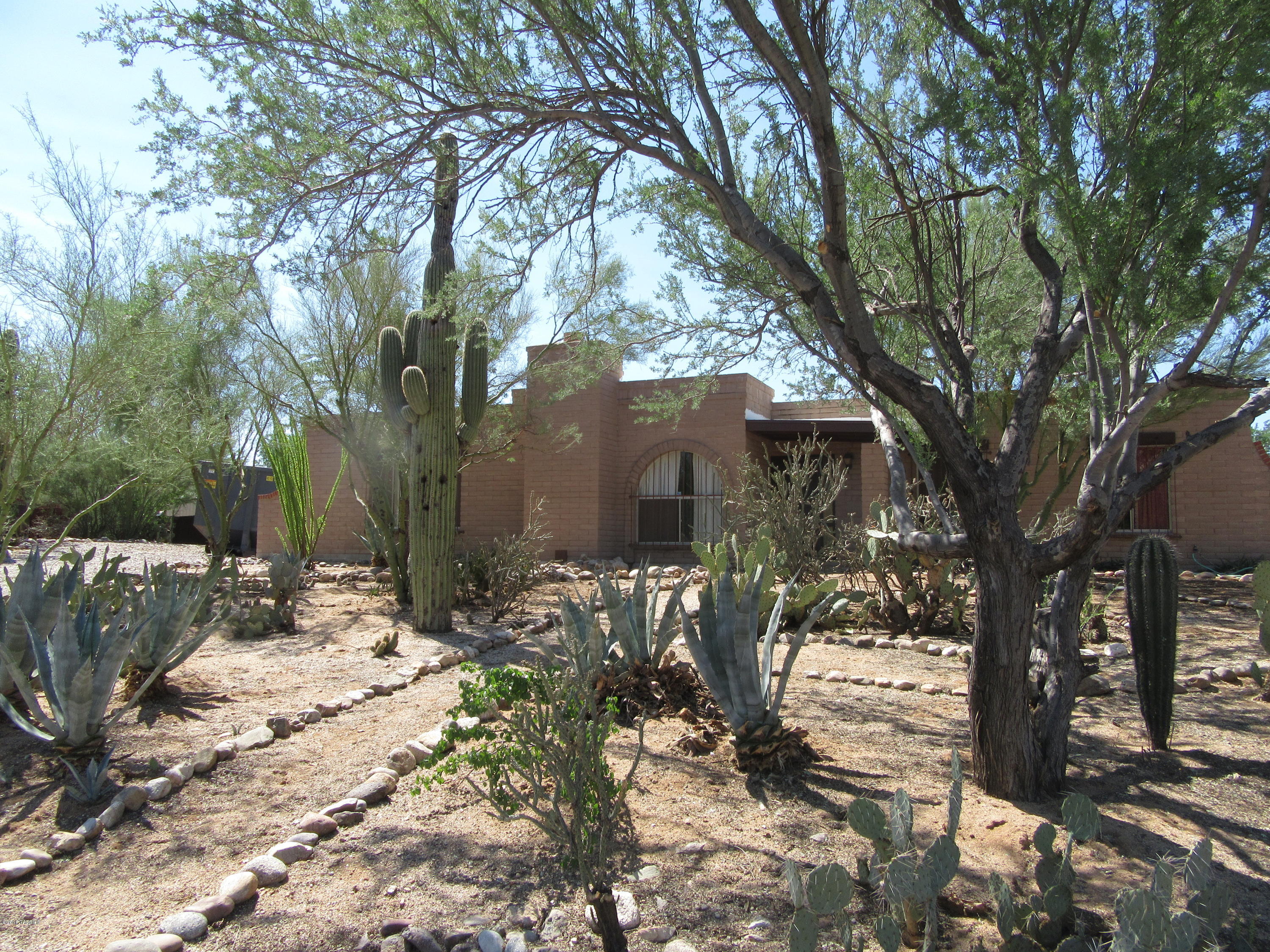 Rancho Feliz (390-441) - Residential