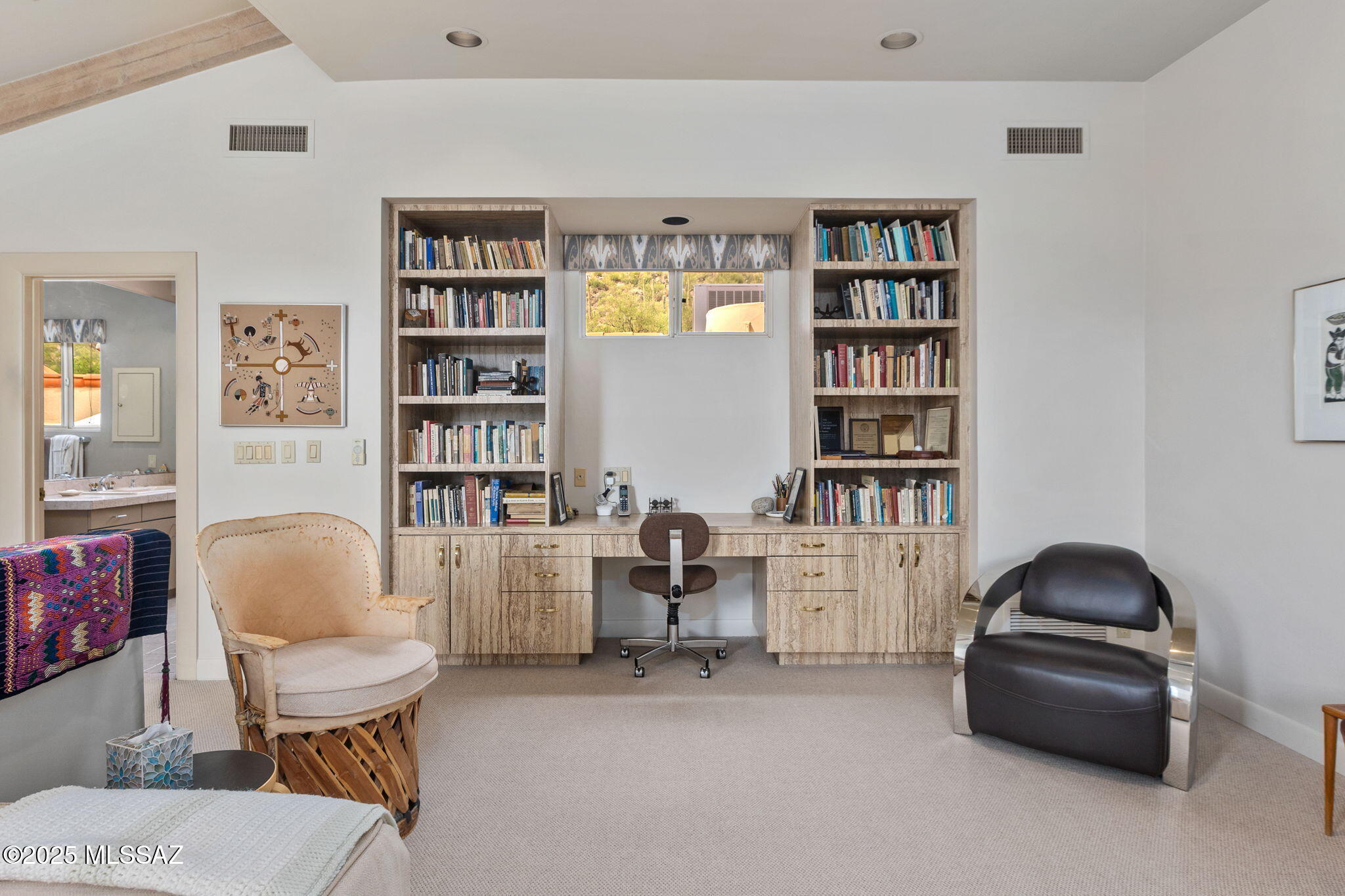 Finisterra II (211-302) - Residential