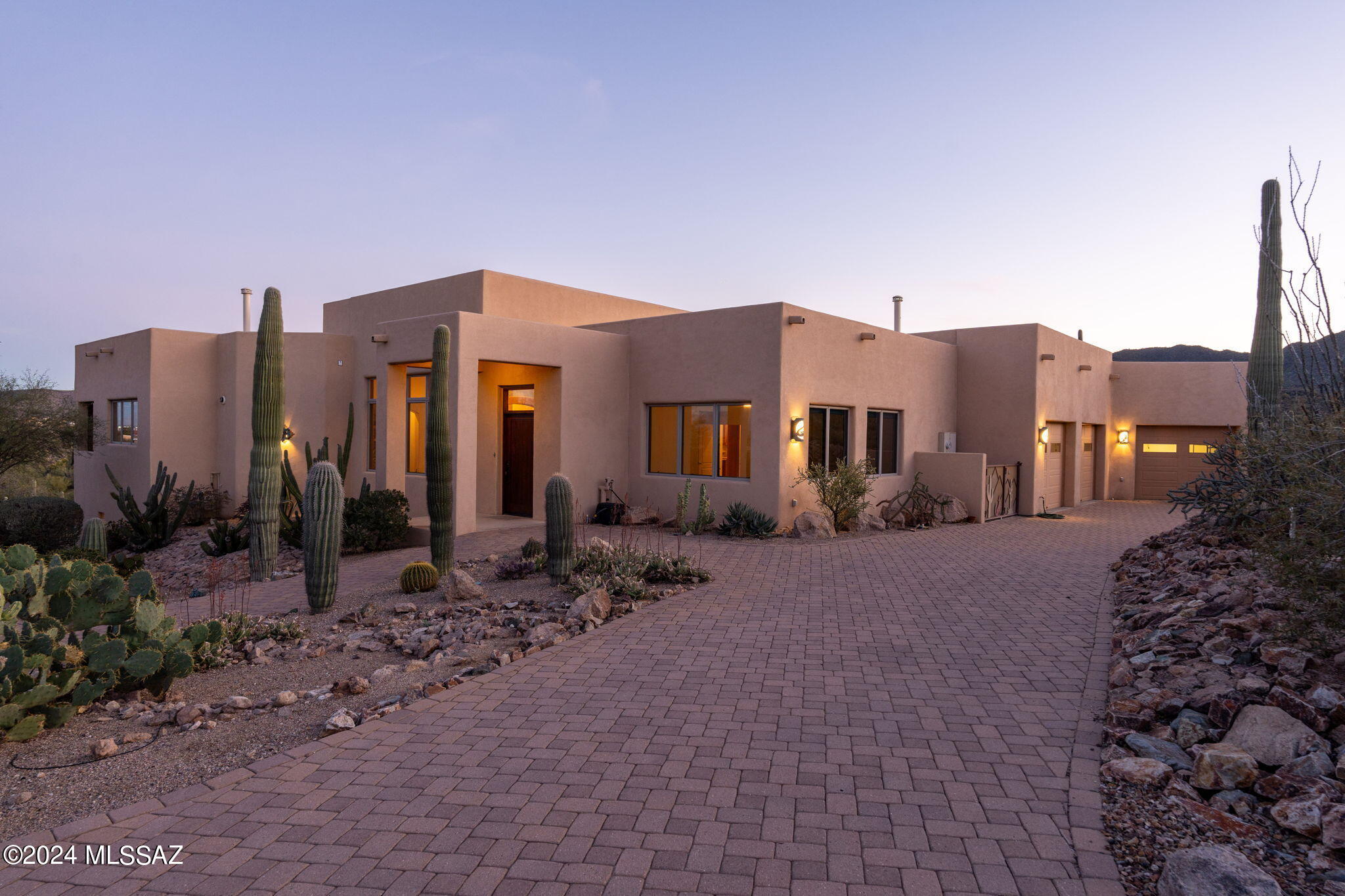 Los Arroyos Del Oeste (1-84) - Residential