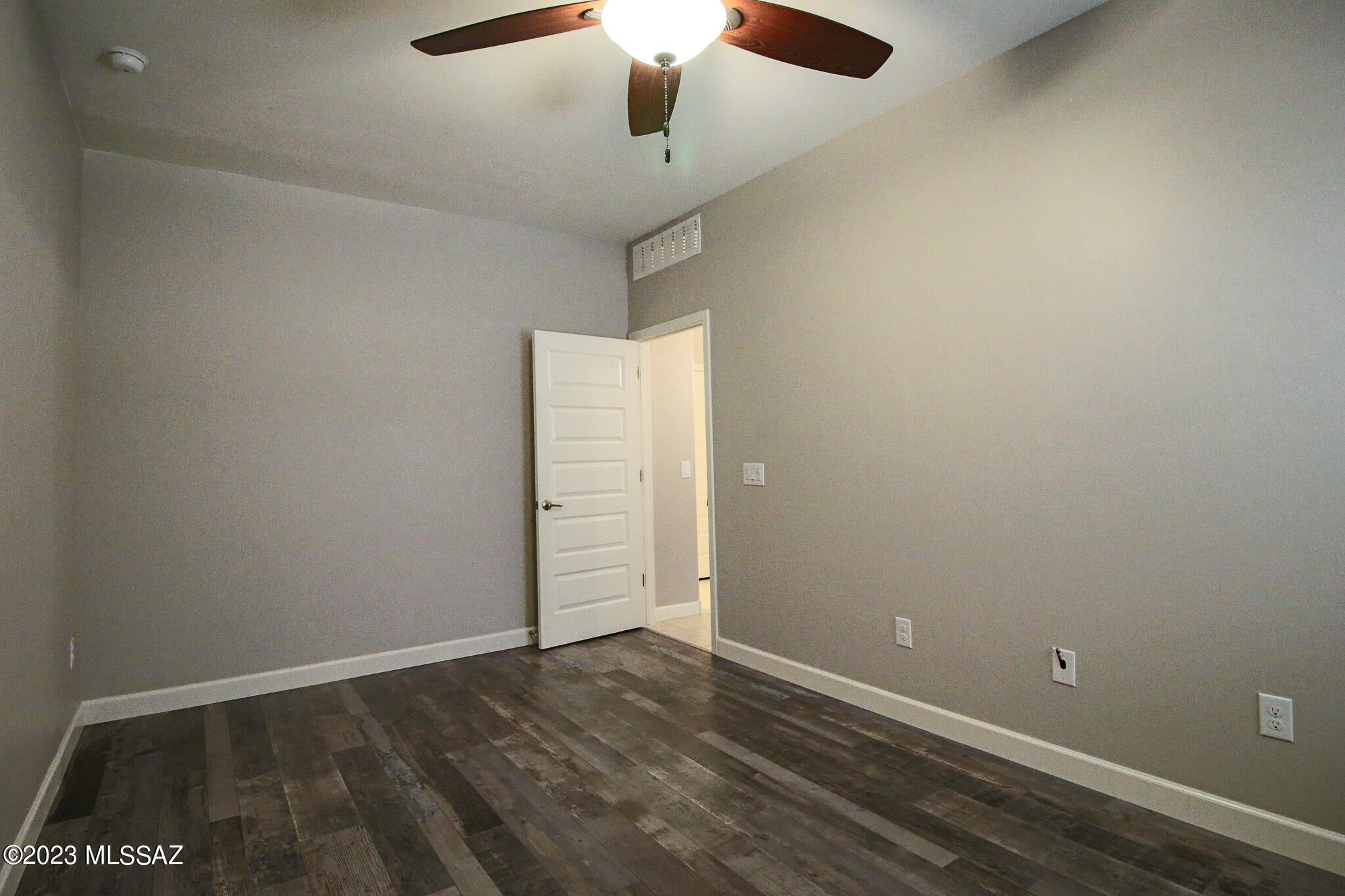 New Tucson Unit NO. 5 (1-312) - Residential Lease