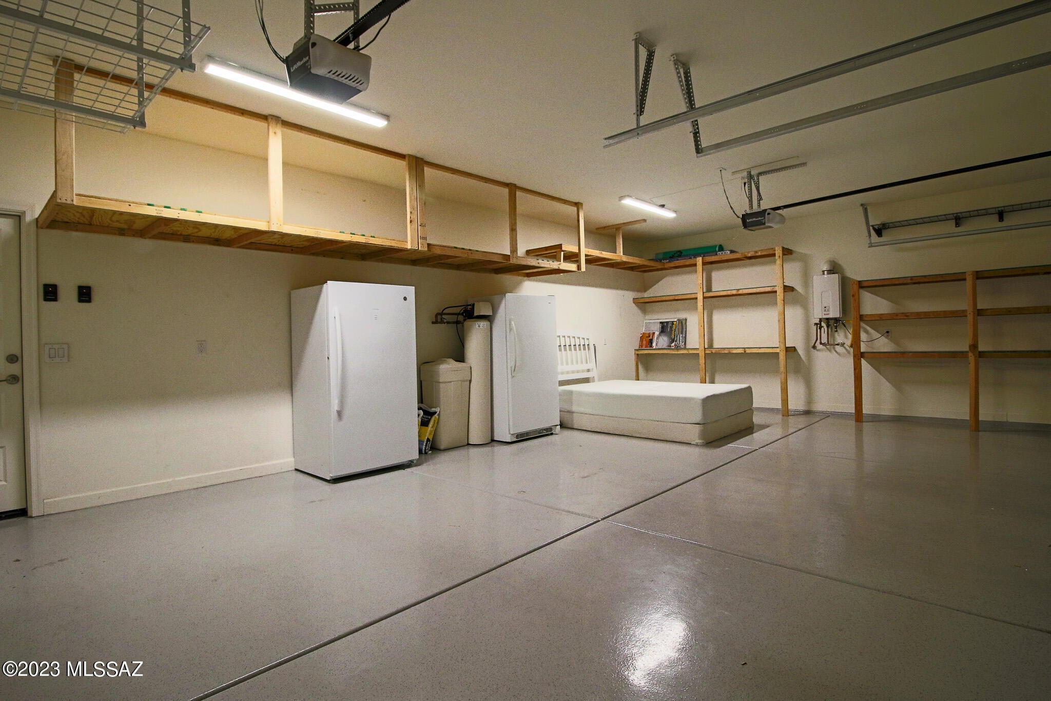 New Tucson Unit NO. 5 (1-312) - Residential Lease