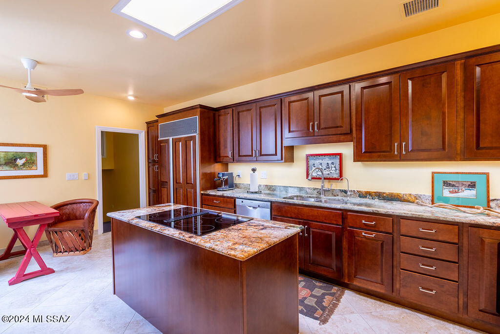 El Diamante Townhomes (1-15) - Residential