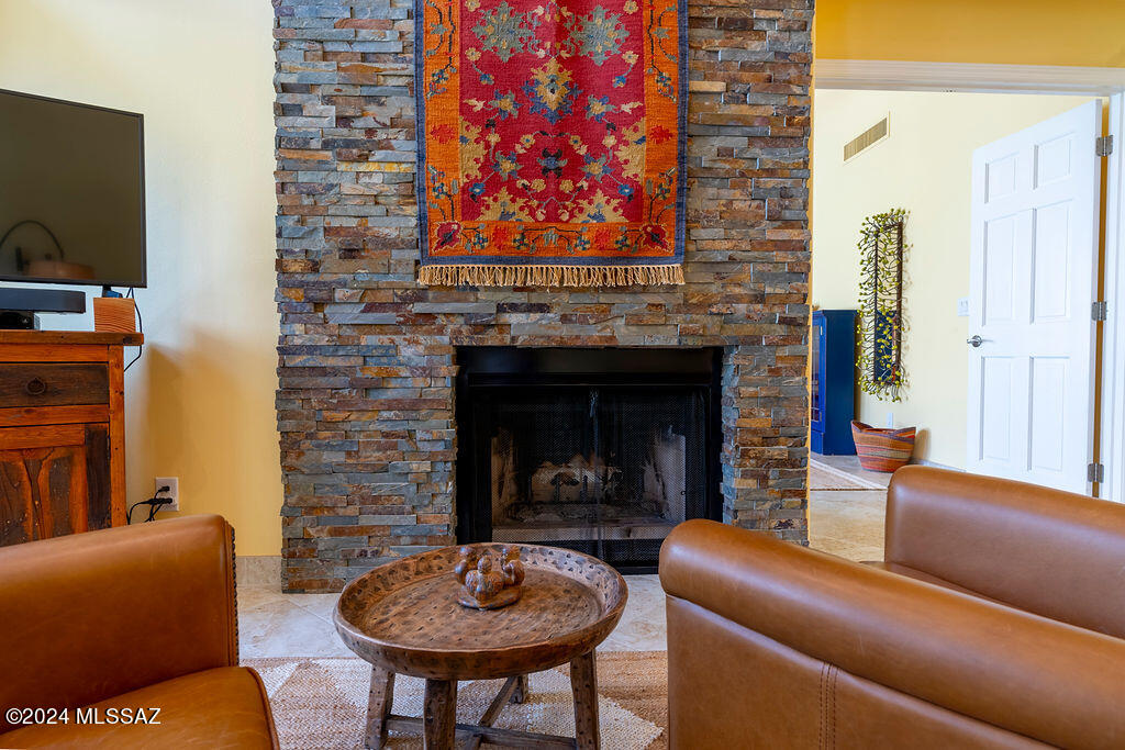El Diamante Townhomes (1-15) - Residential