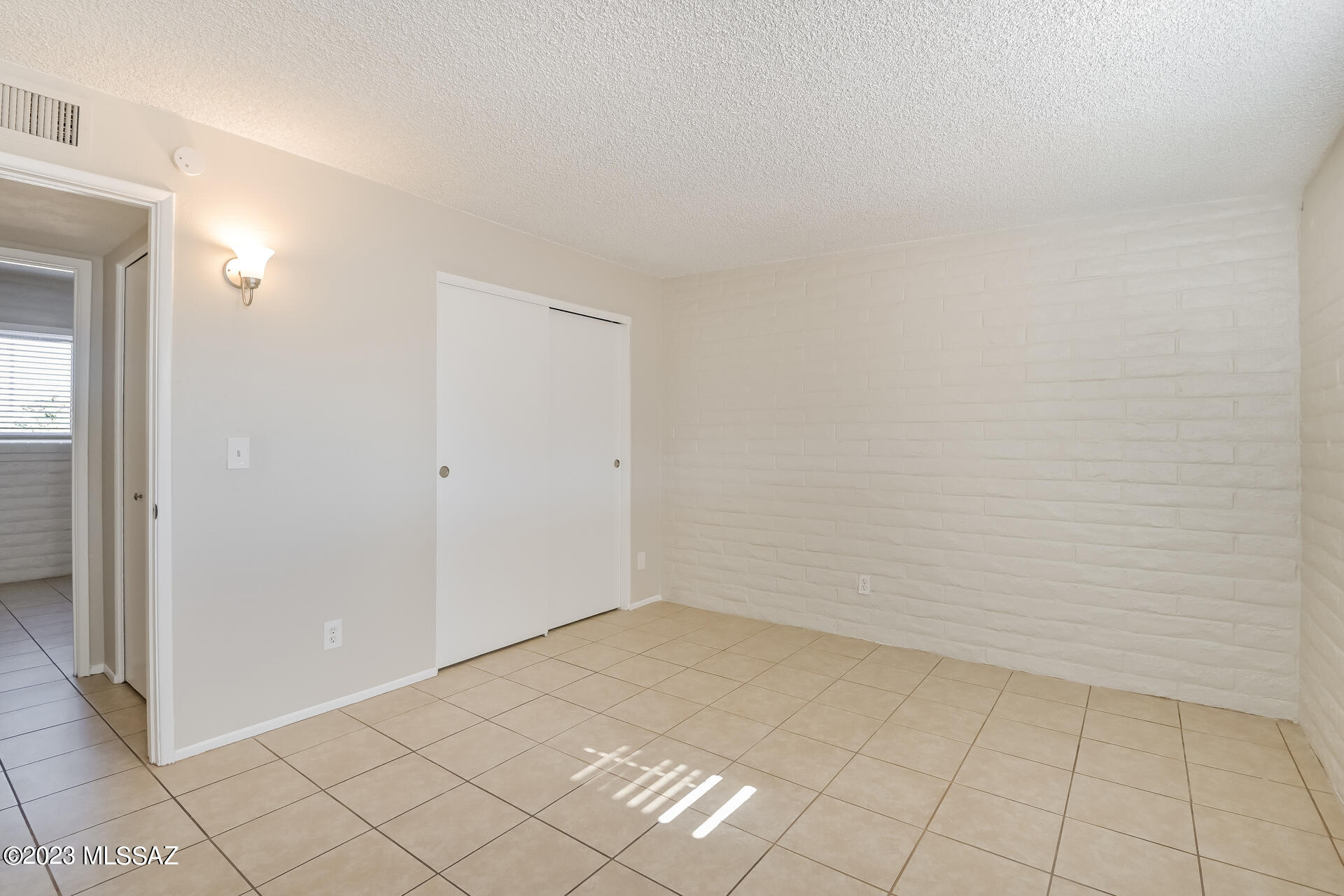 Lakecrest NO. 1 - Residential Lease
