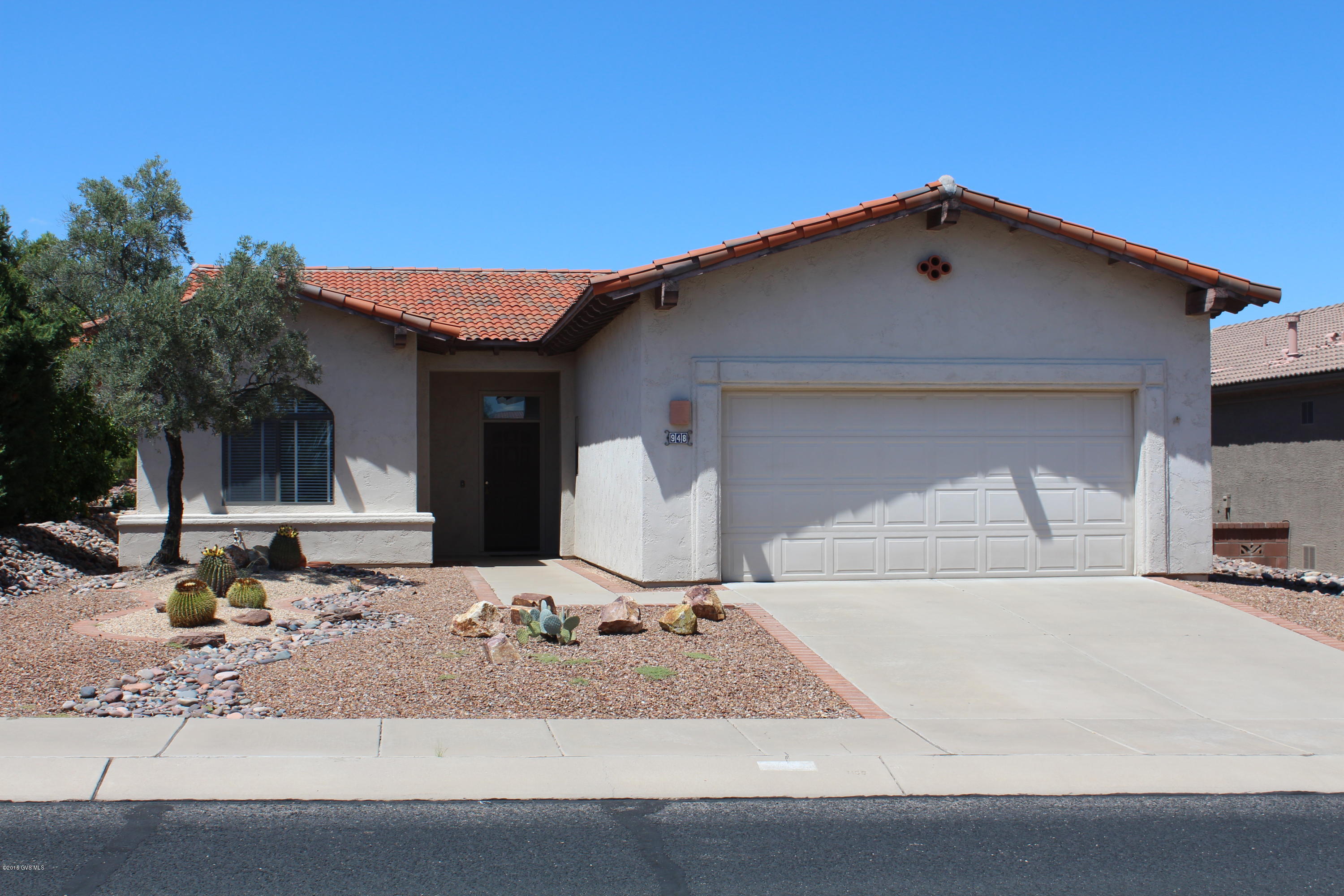 This is a nice 2 bedroom home featuring 1,269 S.F. neutral colors. Separate Laundry Room. Close to Shopping and Amenities.