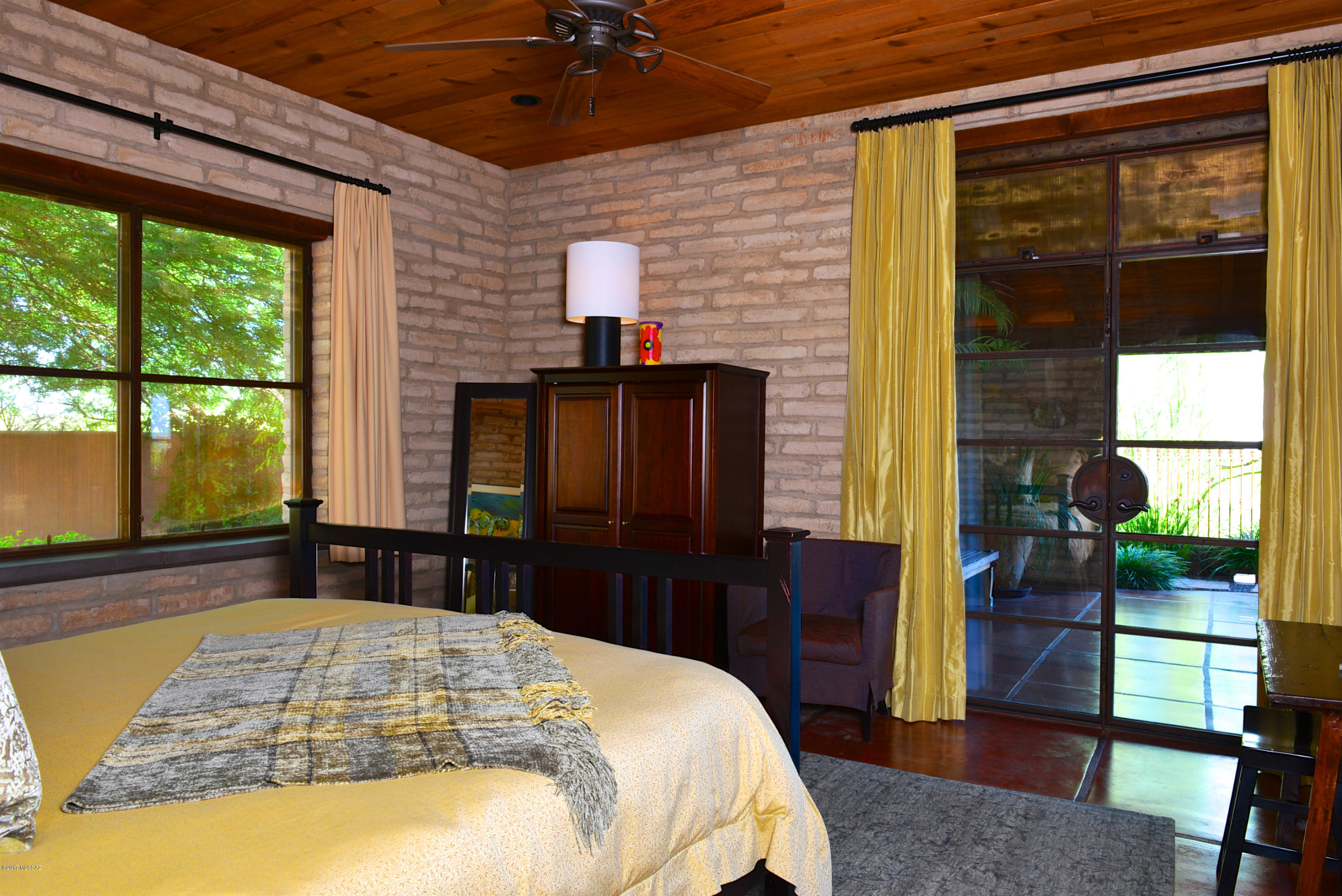 Honey Bee Ridge(The Estates At) - Residential
