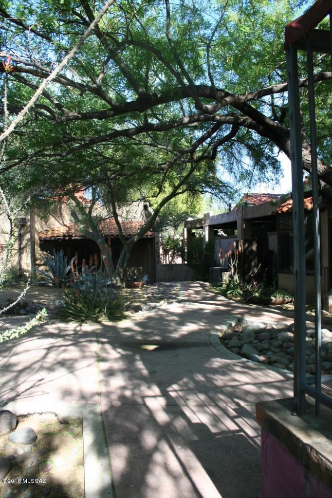 Sam Hughes Court - Residential Lease