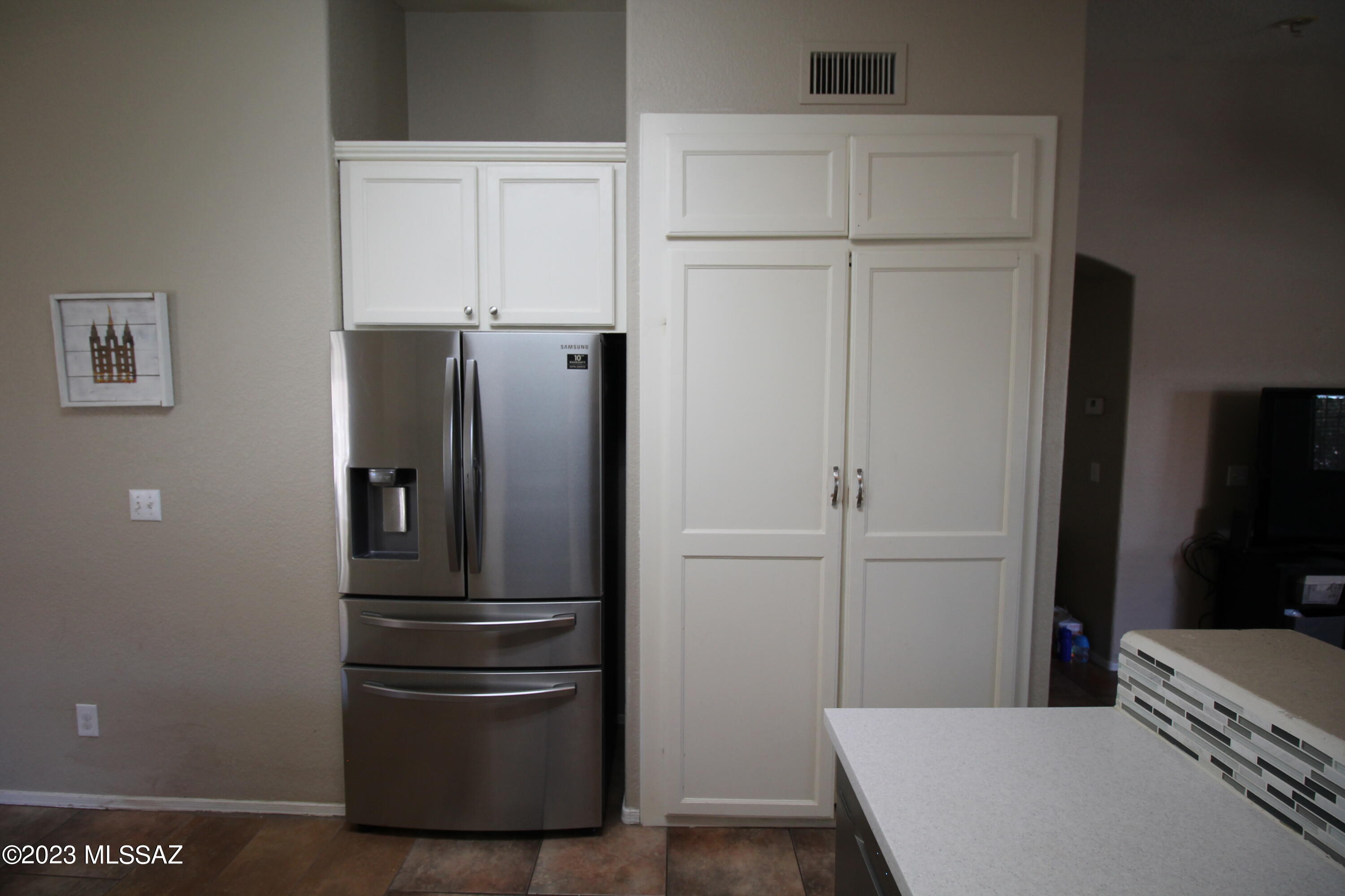 Colina De Oro (1-138) - Residential Lease