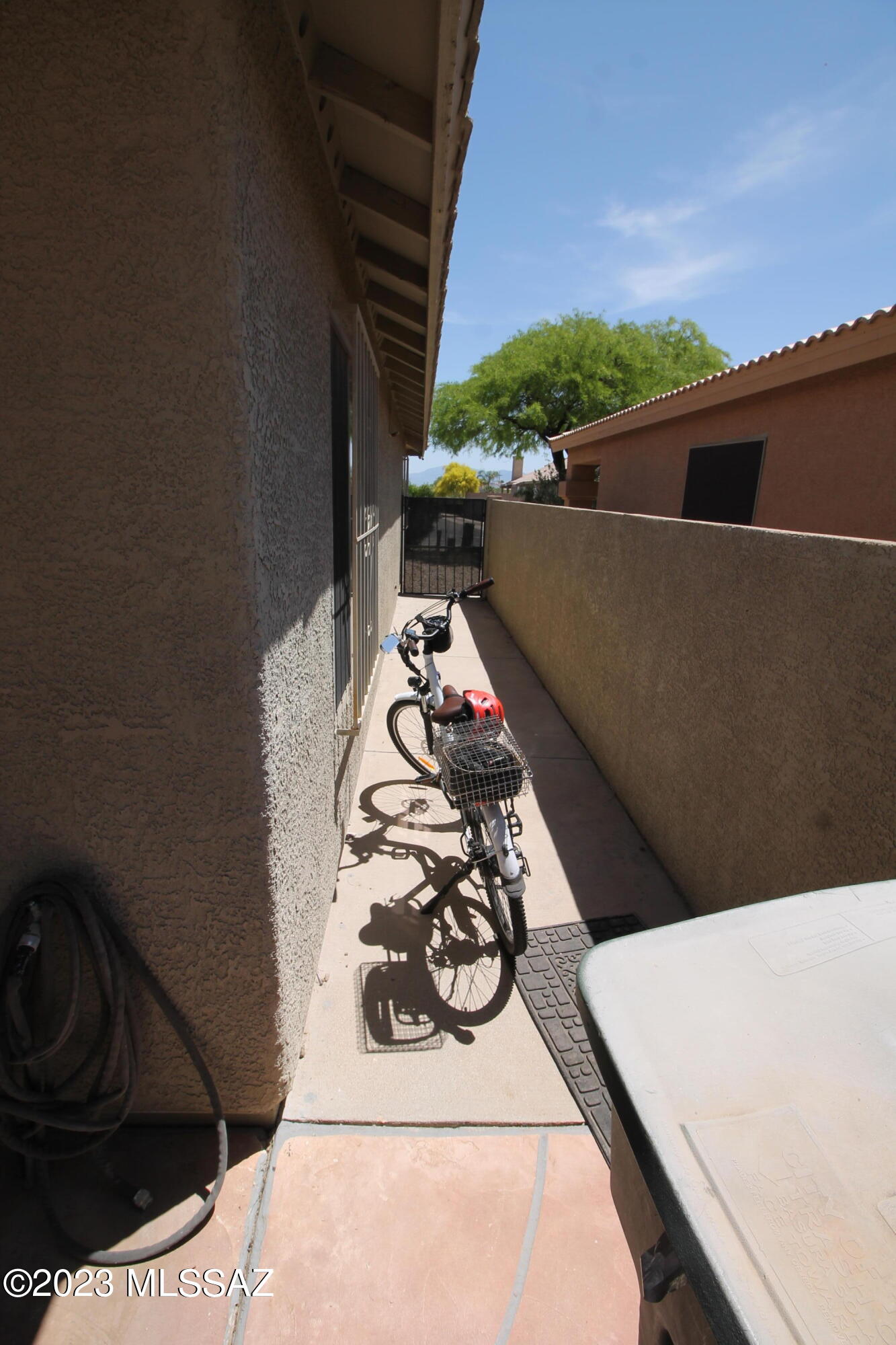 Colina De Oro (1-138) - Residential Lease