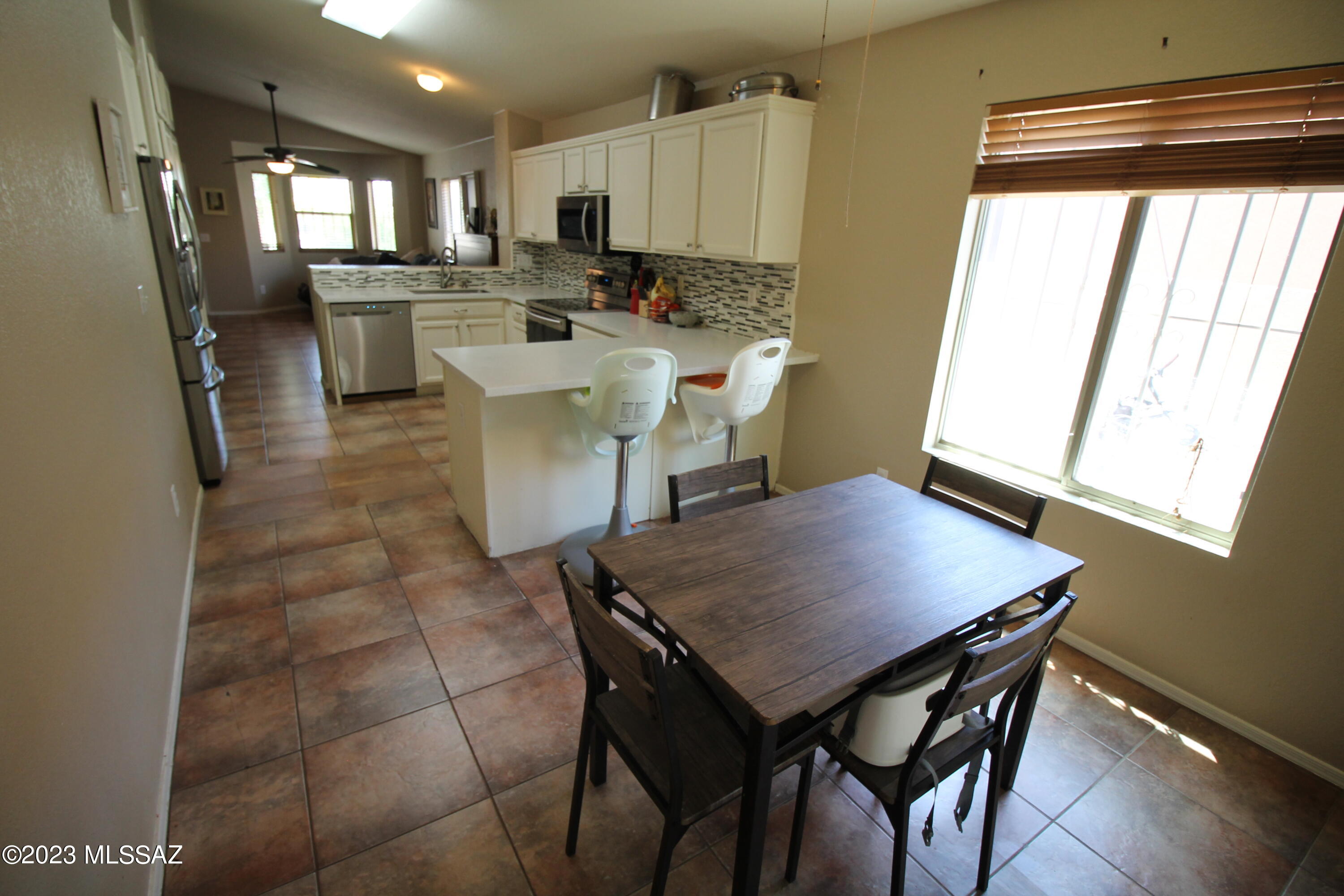 Colina De Oro (1-138) - Residential Lease
