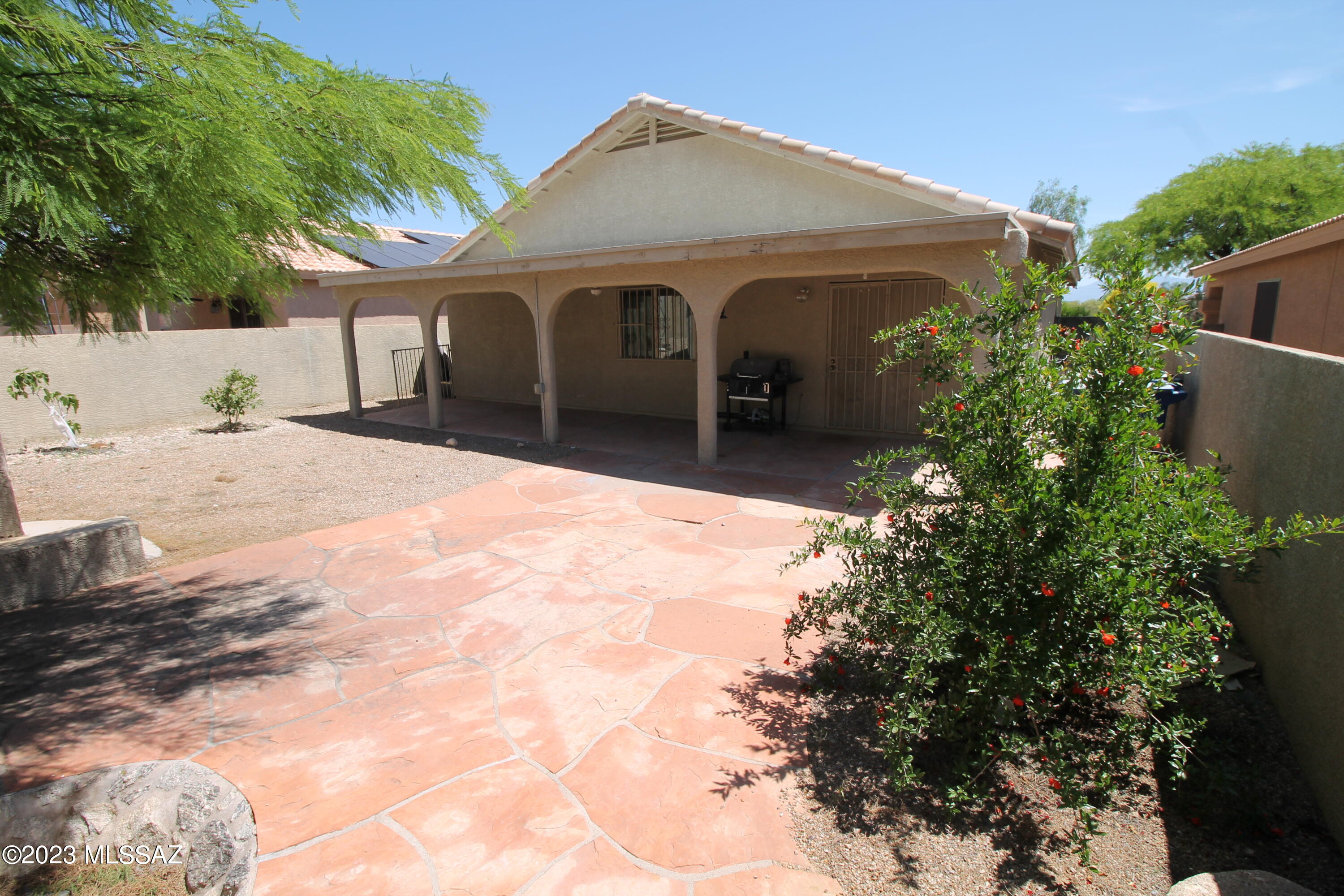 Colina De Oro (1-138) - Residential Lease