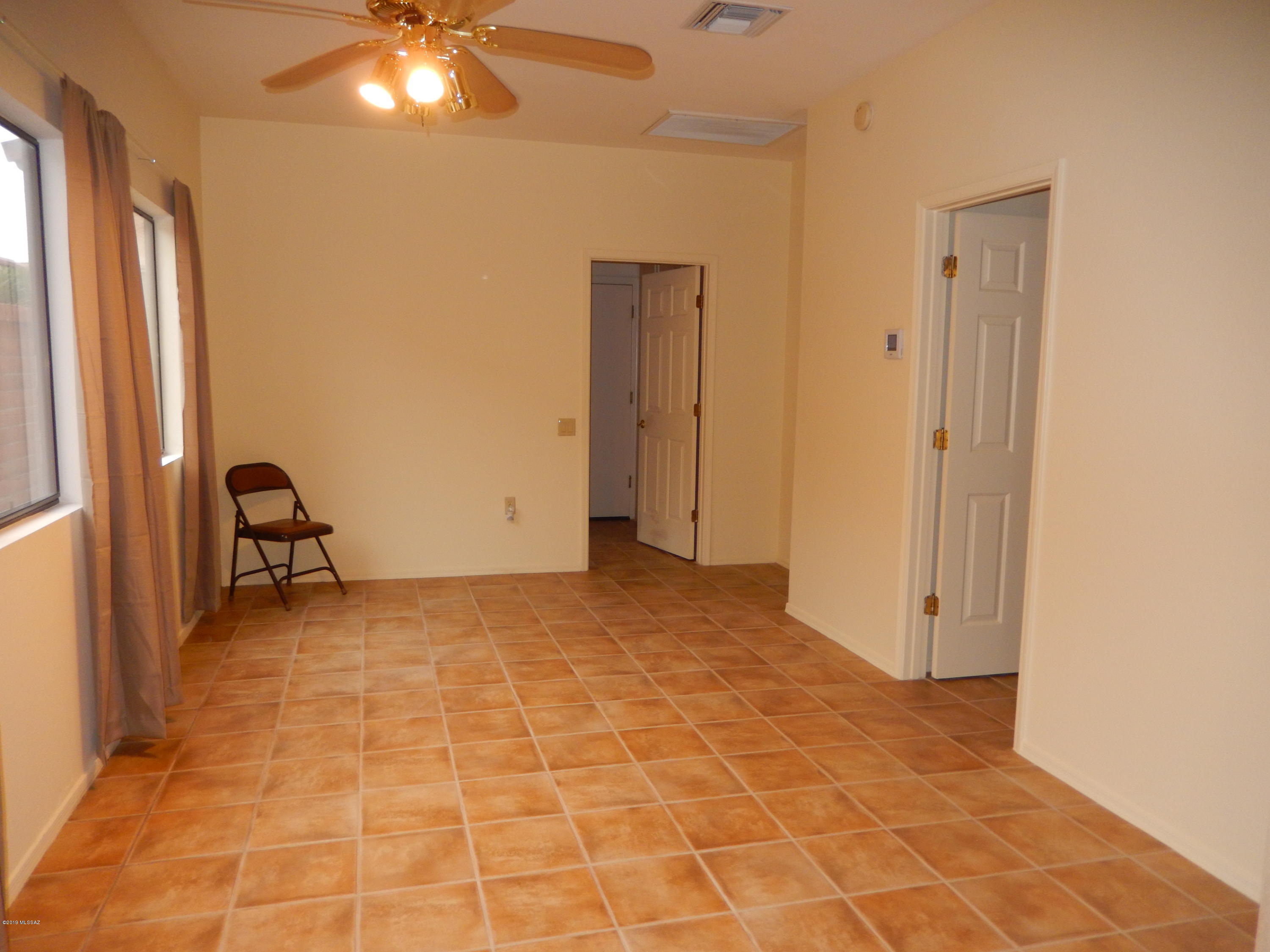 San Ignacio Vistas (101-113,224-228) - Residential