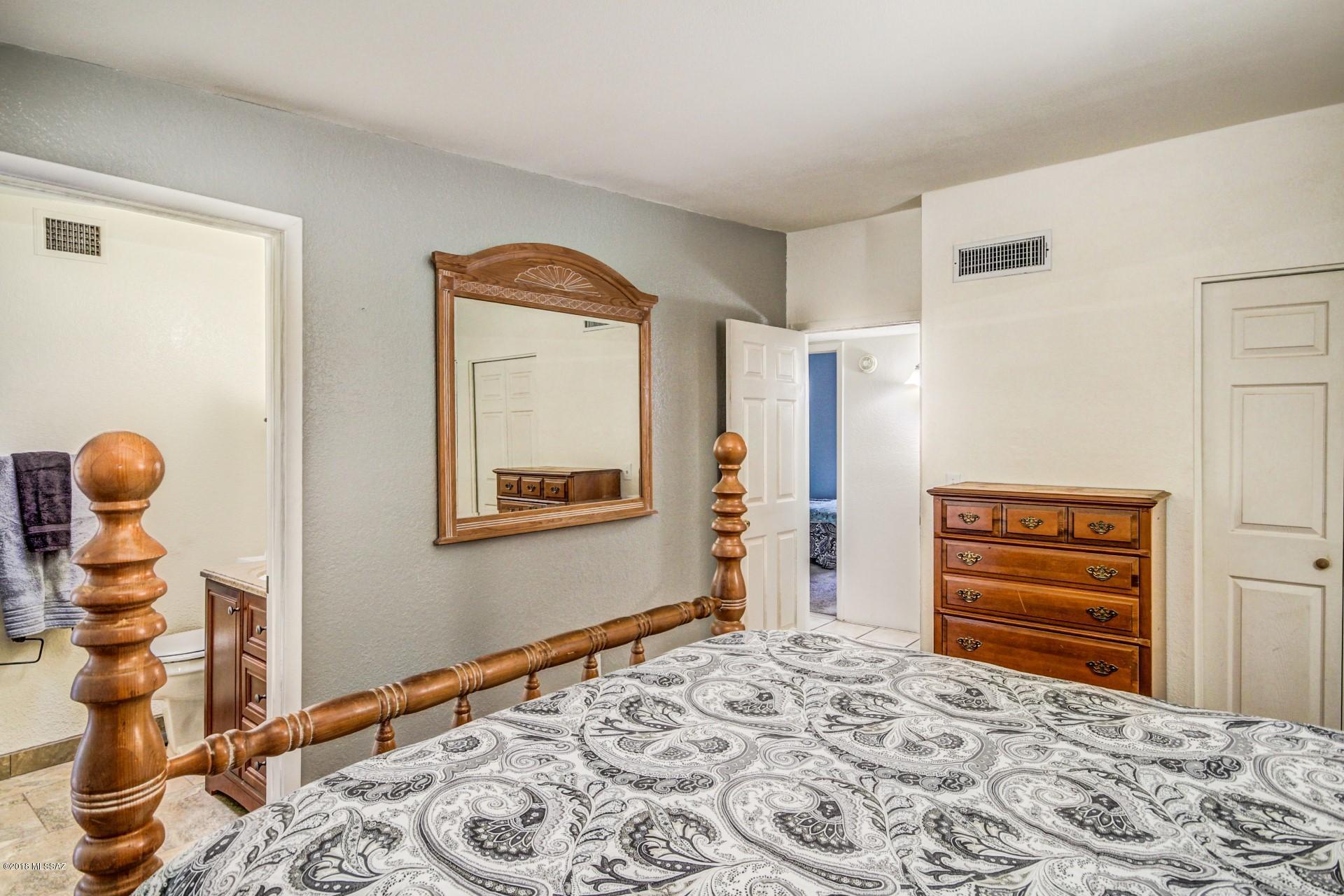 North Point Terrace (1-255) - Residential