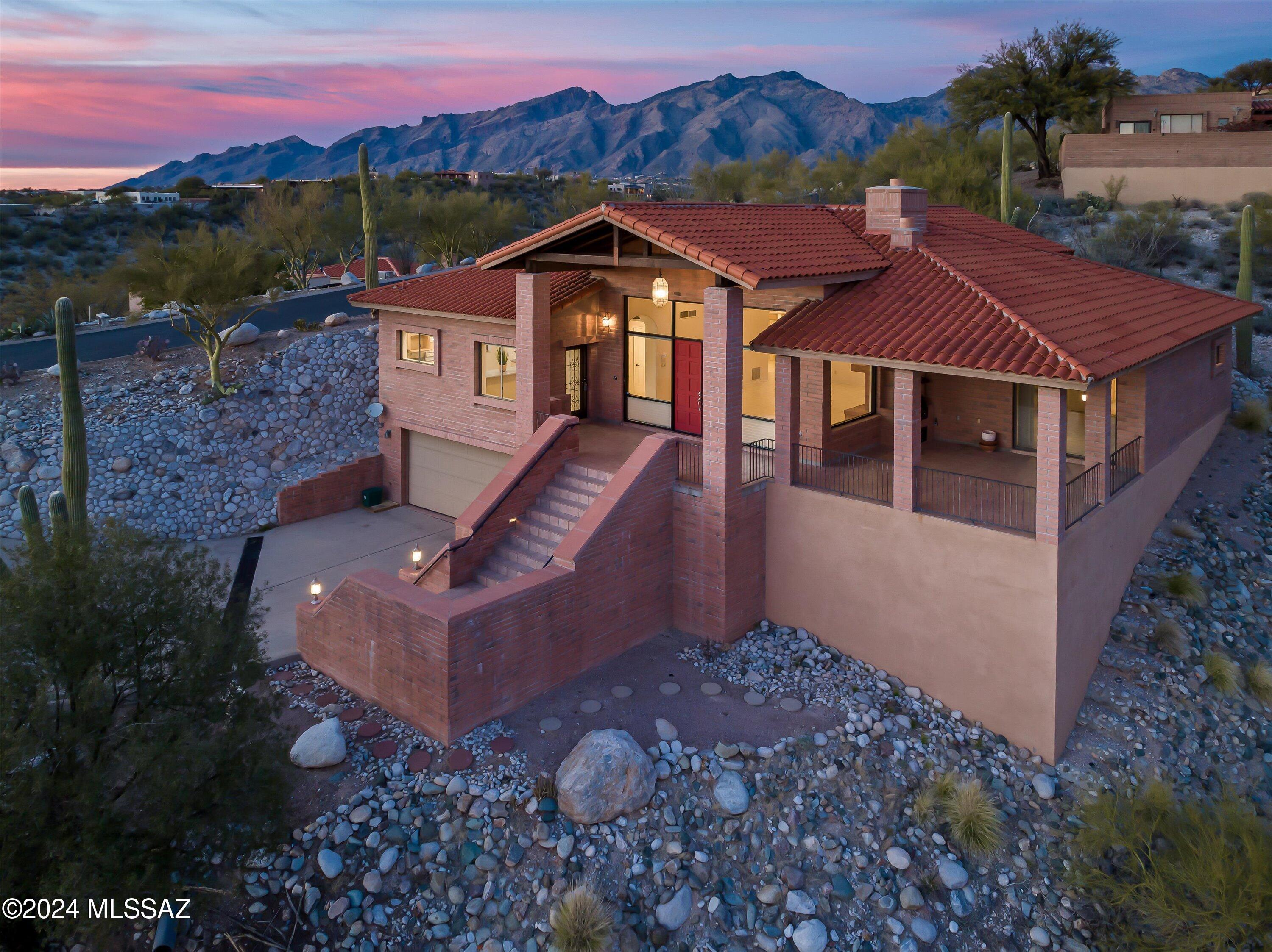 Range Pricing $799,000 to $824,000. Panoramic, Breathtaking, Million Dollar City Views!! You don't see views like this. Original owner bought 2 lots #253 & #254. Can divide into 2 lots.  Cul De Sac w/ only 4 homes in the sought after Fairfield Sunrise not a TH a SFR w/all the amenities of Fairfield Sunrise East.  2,675 Square feet, 3 Bedrooms w/ walk in closets + a den/office, 2.5 bathrooms, walk in pantry, laundry room, kitchen nook. No hallways, every square foot of this home is usable. Home is single story there are steps to get to the front door but if you don't want to climb the steps just take the Elevator!! Wrap around patio! Some updating needed this offers you a chance to customize & create a space uniquely yours, what an investment!!!Original Blueprints available.