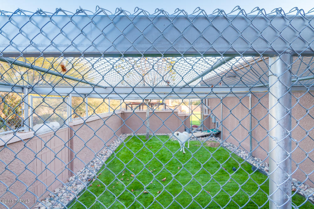 La Cholla Airpark - Residential