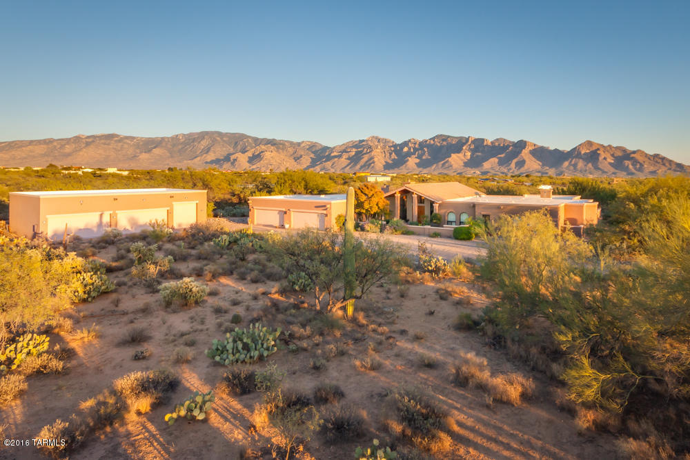 La Cholla Airpark - Residential